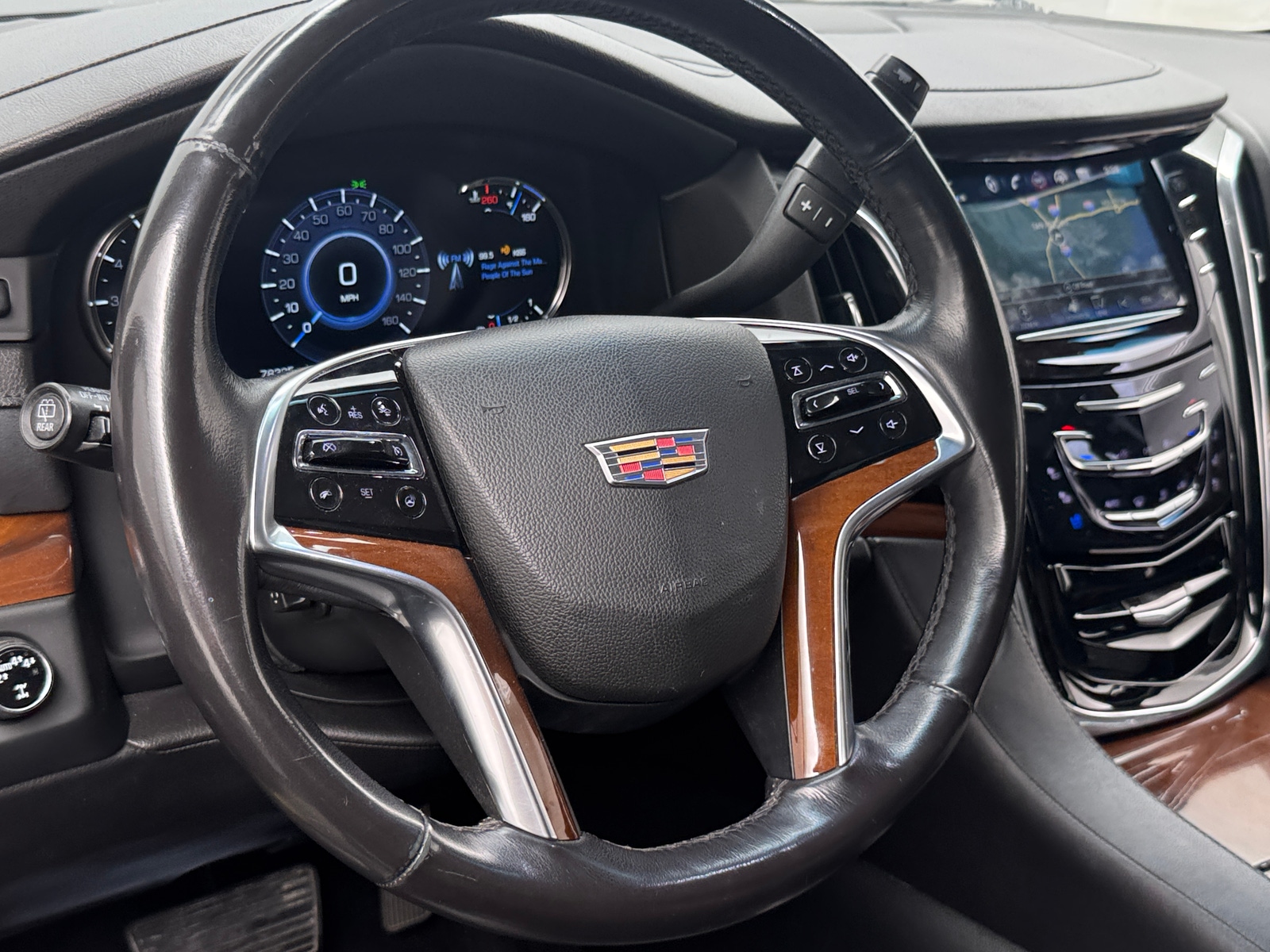 Thumbnail: 2018 Cadillac Escalade - 4