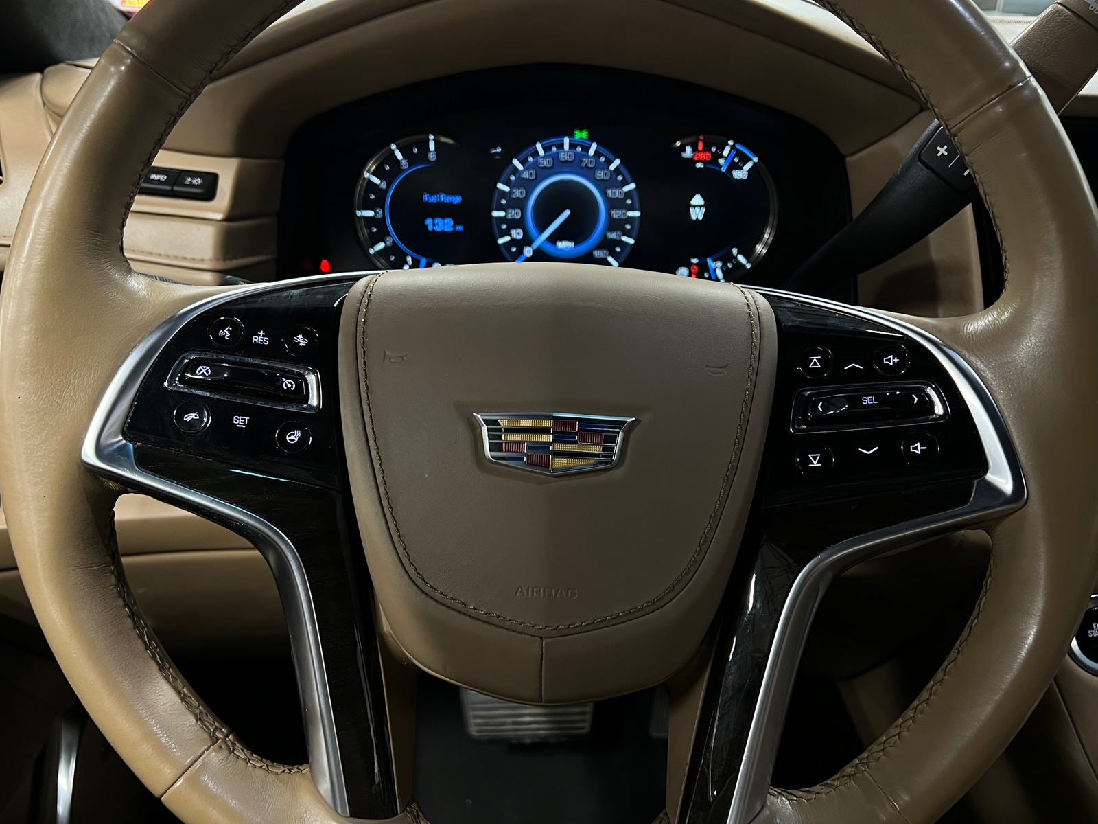 Thumbnail: 2018 Cadillac Escalade - 4