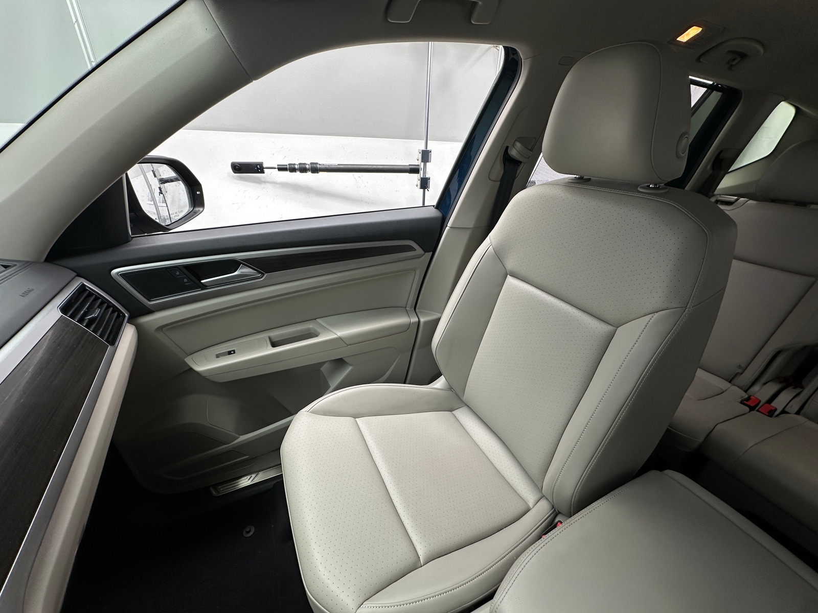 Thumbnail: 2019 Volkswagen Atlas - 2