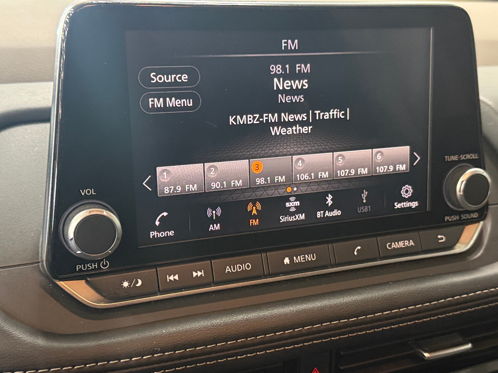 Thumbnail: 2021 Nissan Rogue - 4