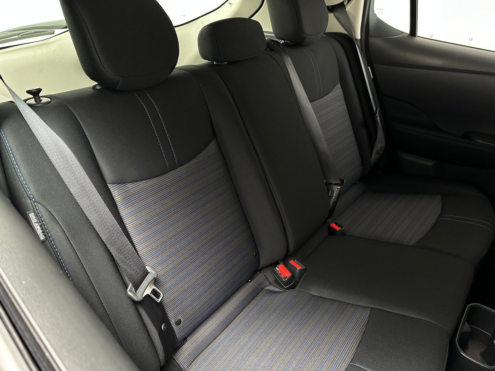 Thumbnail: 2023 Nissan Leaf - 6