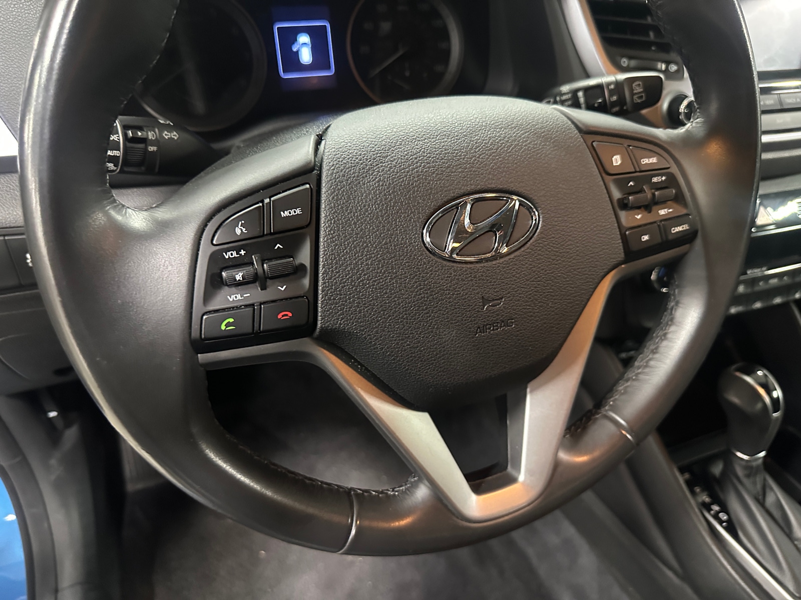 Thumbnail: 2017 Hyundai Tucson - 4