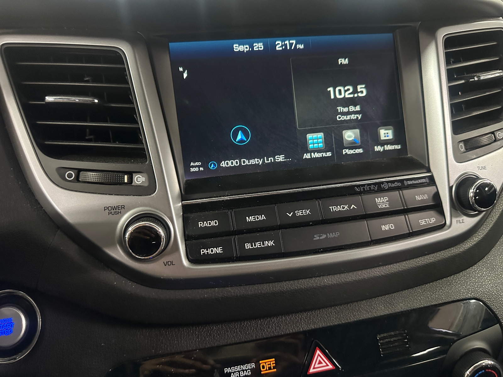 Thumbnail: 2017 Hyundai Tucson - 3