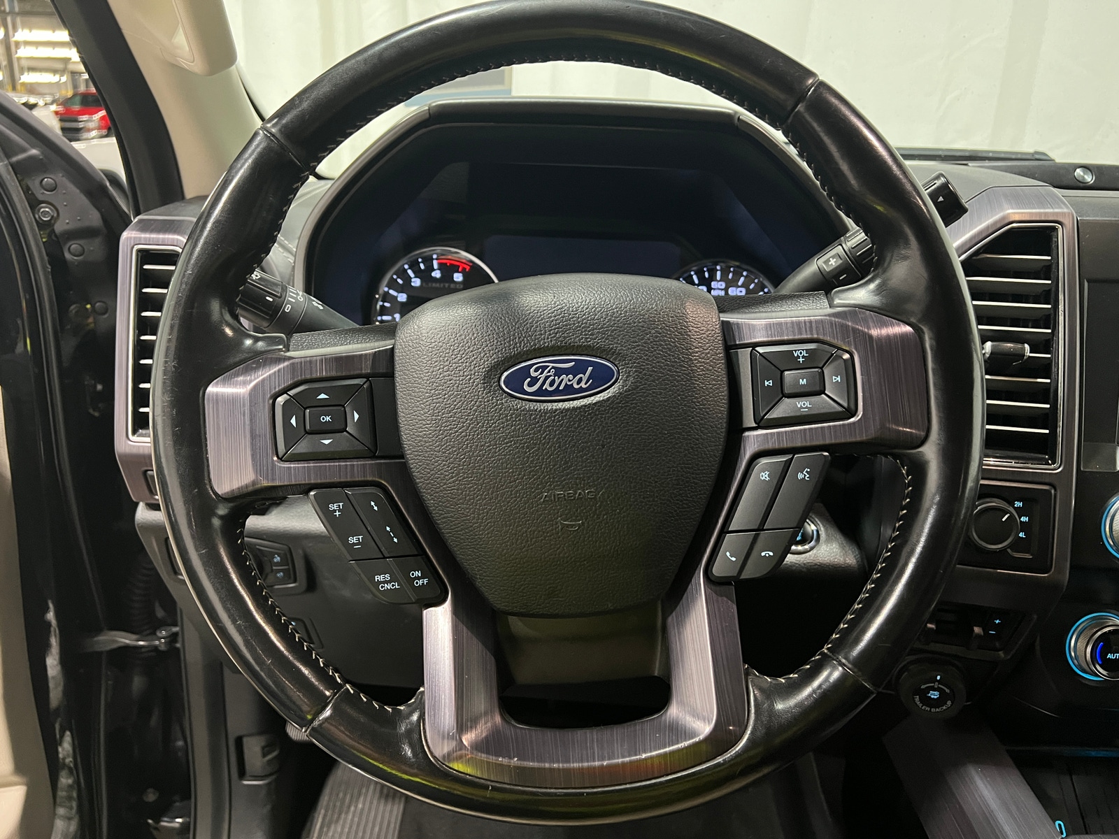 Thumbnail: 2020 Ford Econoline - 5