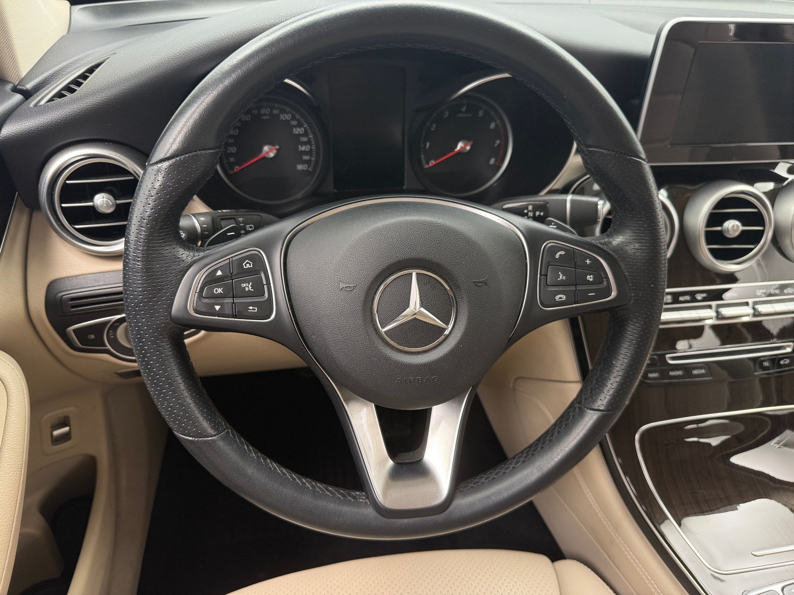 Thumbnail: 2019 Mercedes-Benz GLC - 4