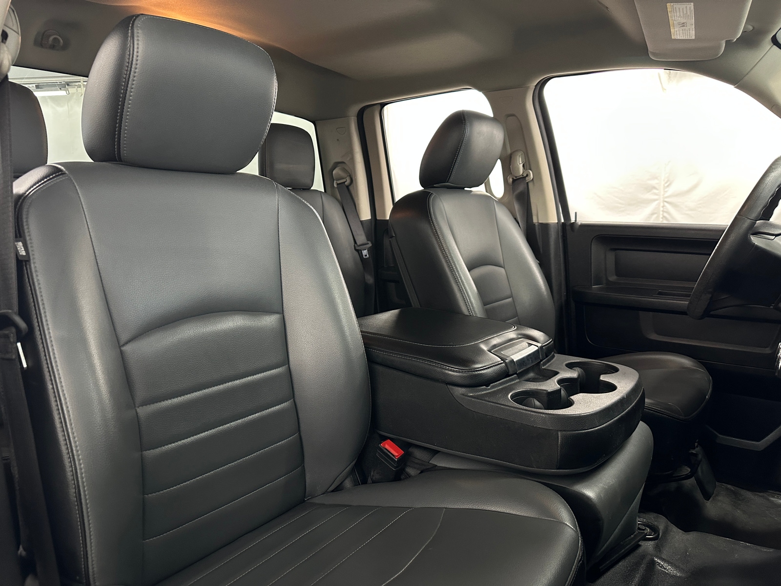 Thumbnail: 2021 RAM 1500 Classic - 2