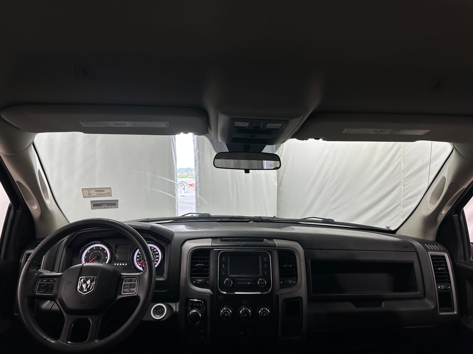 Thumbnail: 2021 RAM 1500 Classic - 3