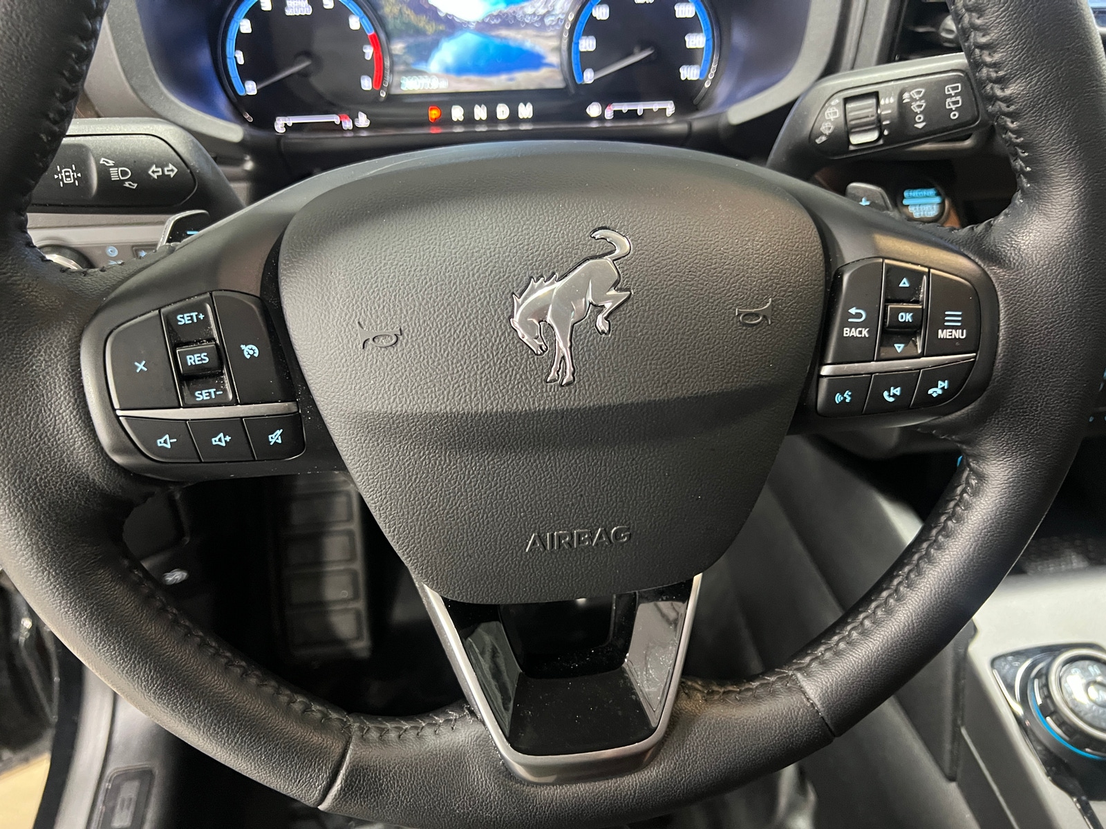 Thumbnail: 2022 Ford Bronco Sport - 4