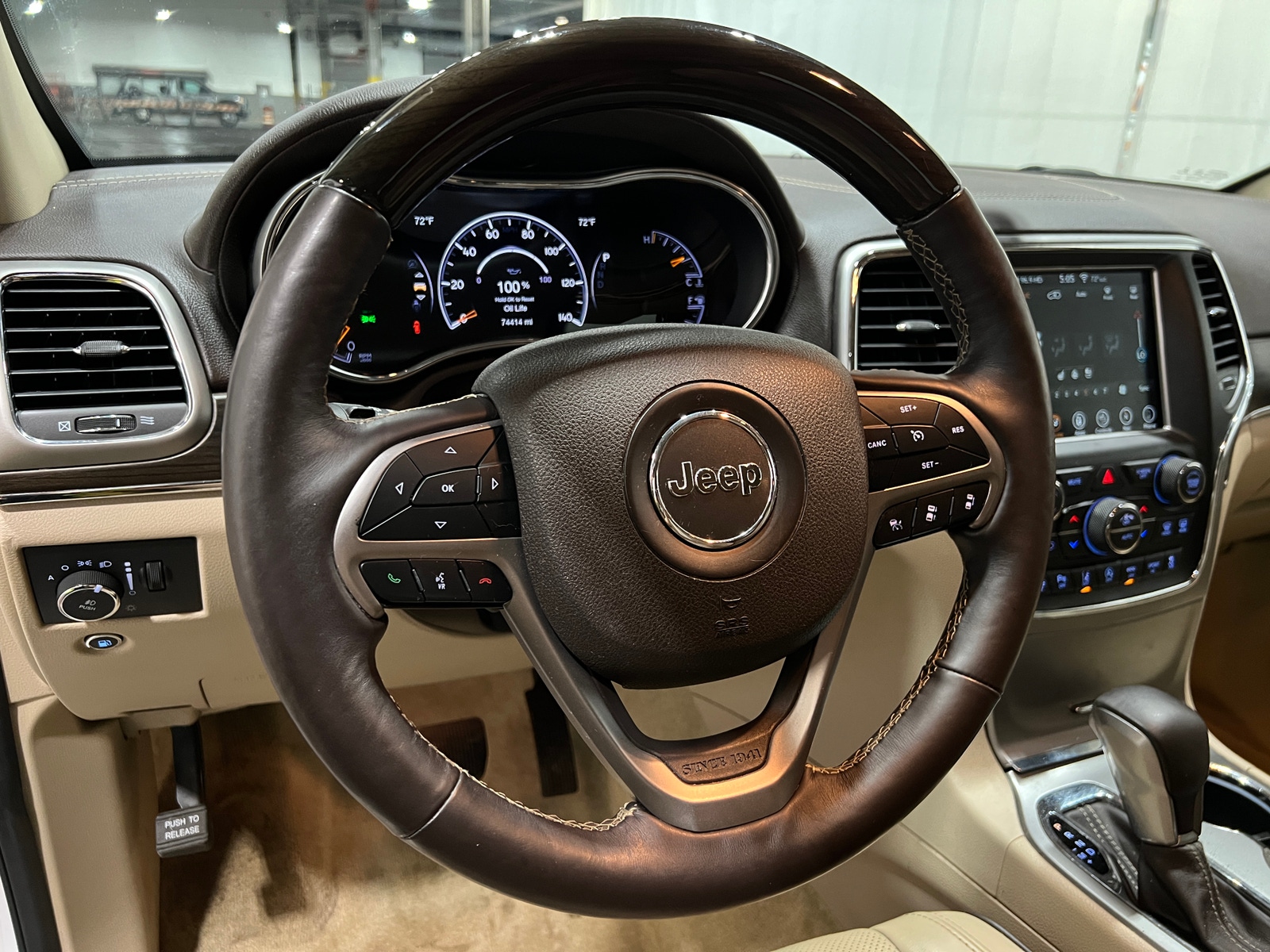 Thumbnail: 2018 Jeep Grand Cherokee - 4
