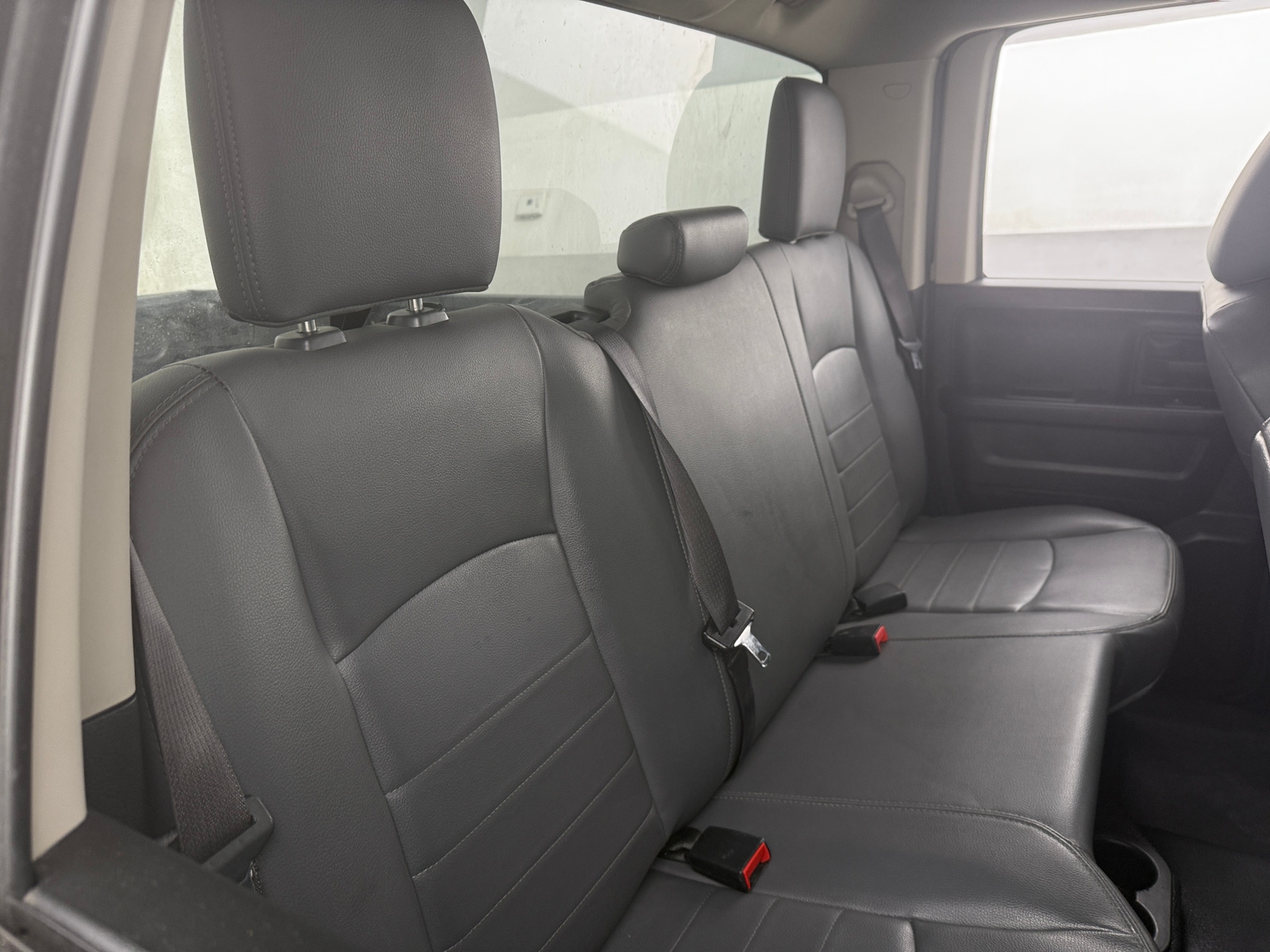 Thumbnail: 2020 RAM 1500 Classic - 6
