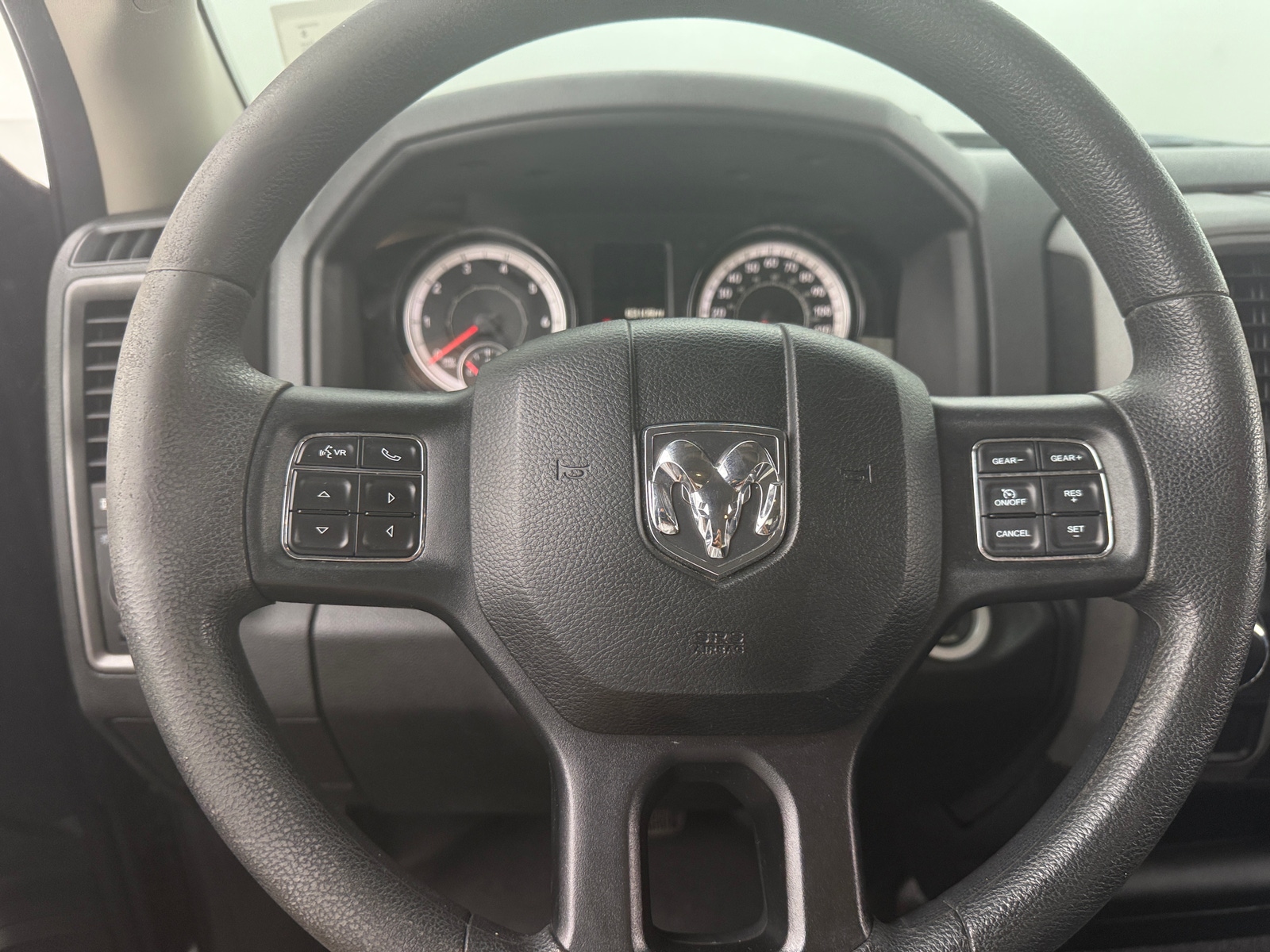 Thumbnail: 2020 RAM 1500 Classic - 5