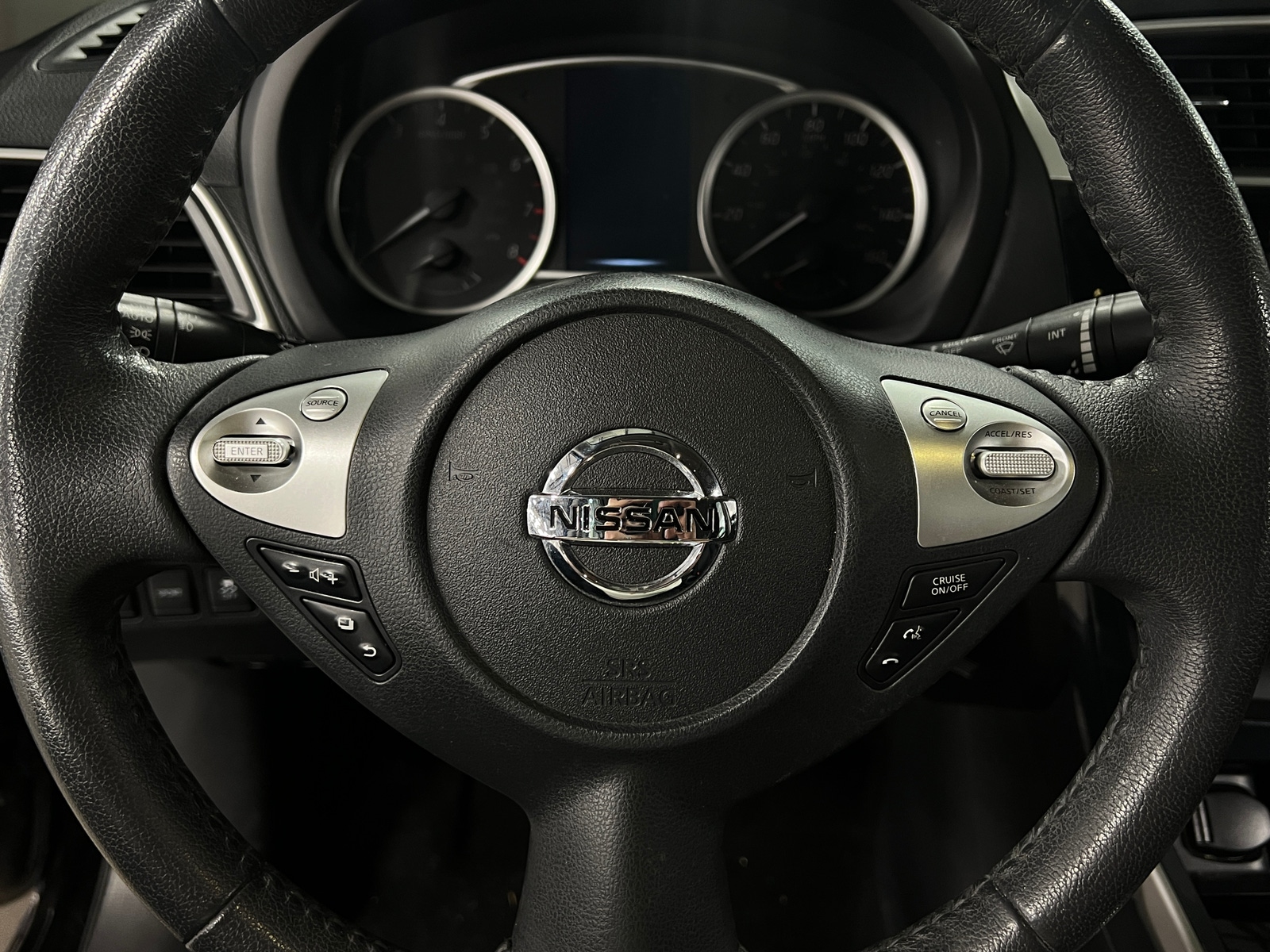 Thumbnail: 2017 Nissan Sentra - 5