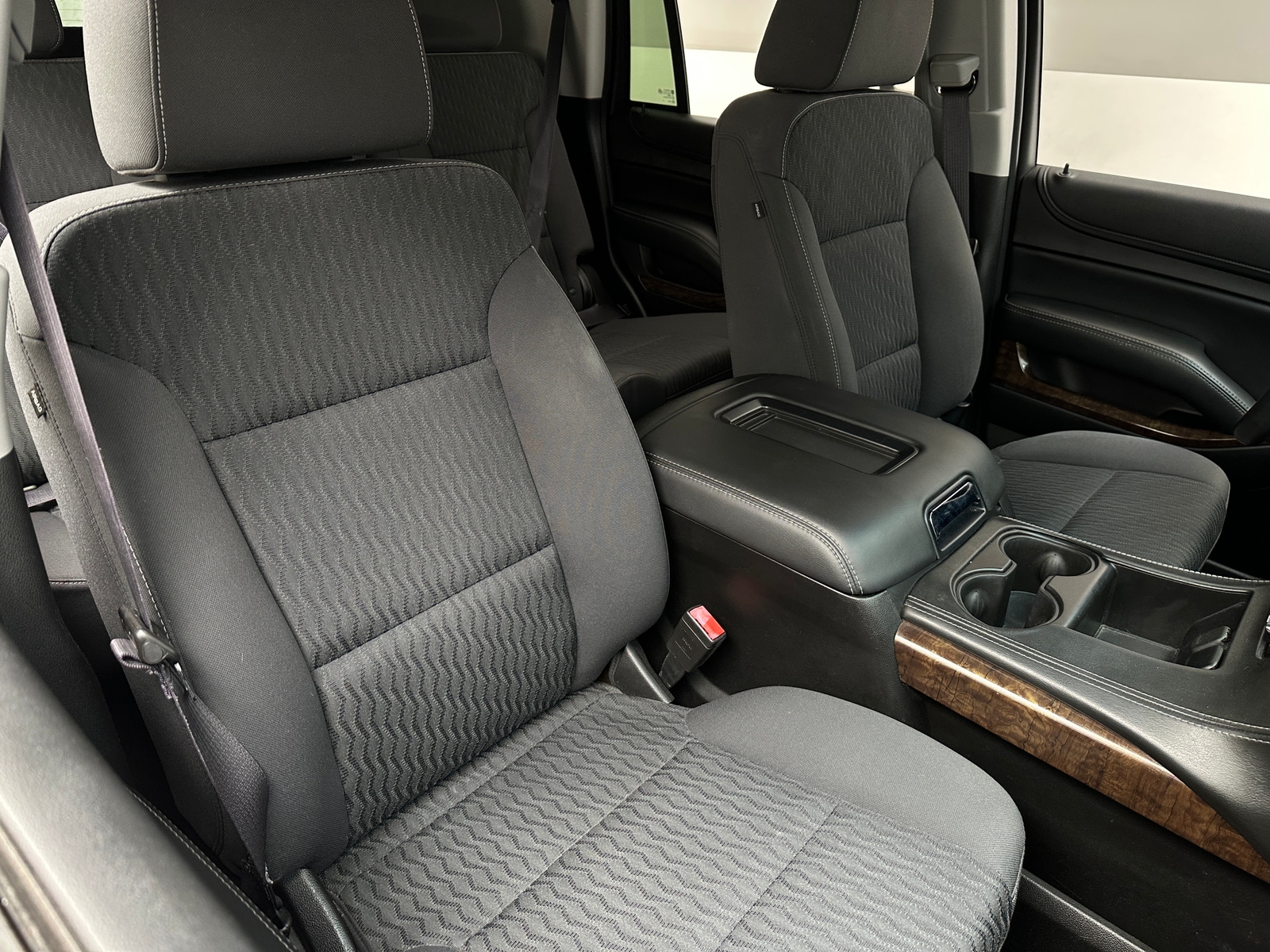 Thumbnail: 2017 Chevrolet Tahoe - 2