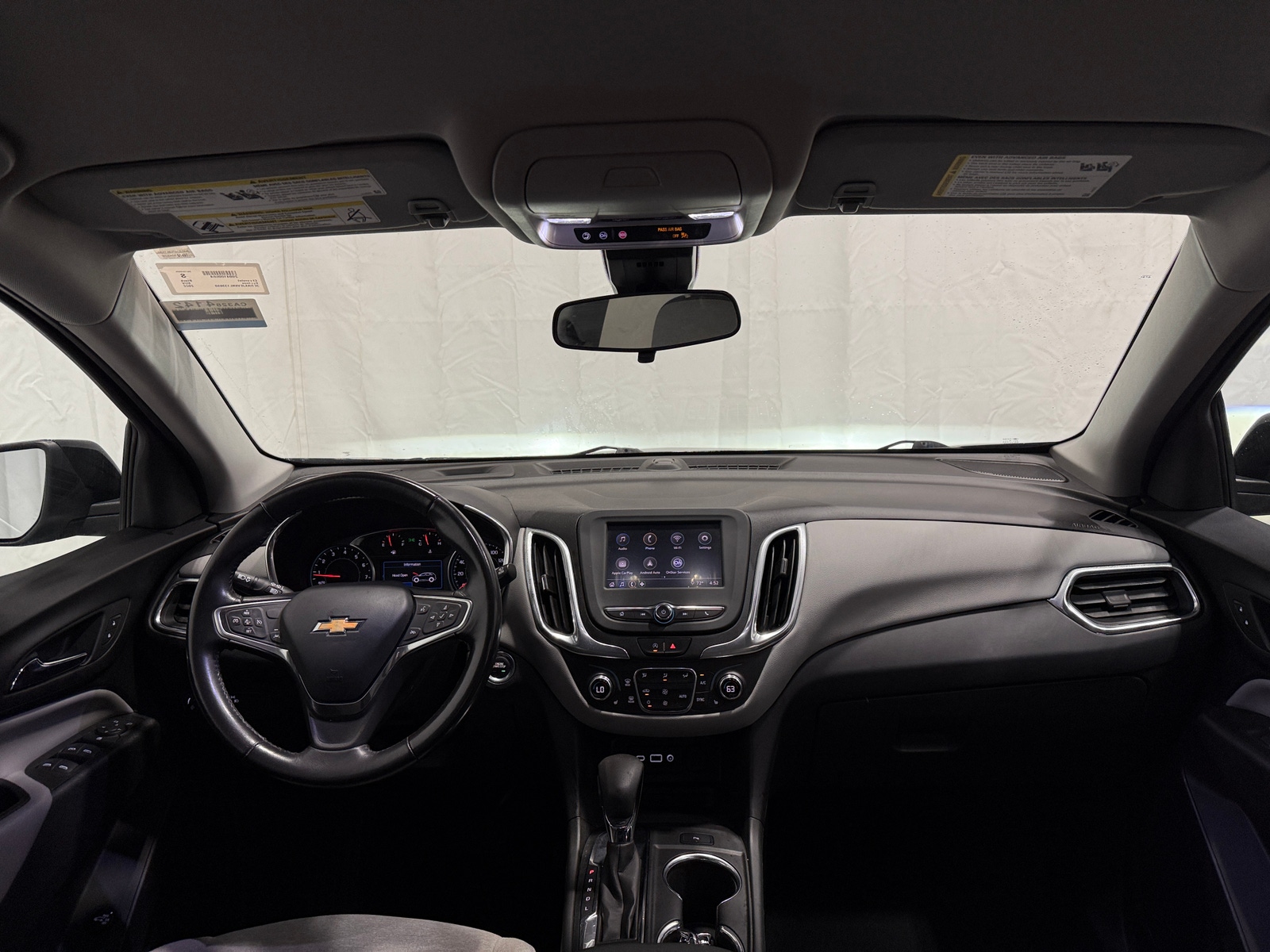 Thumbnail: 2022 Chevrolet Equinox - 3