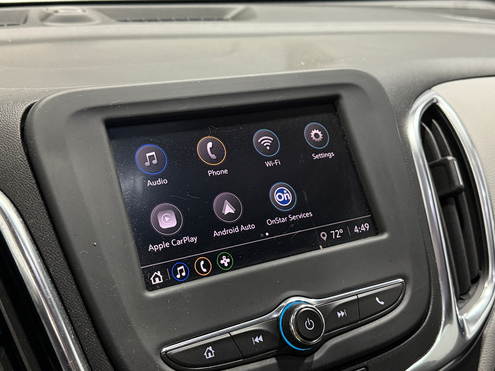 Thumbnail: 2022 Chevrolet Equinox - 4