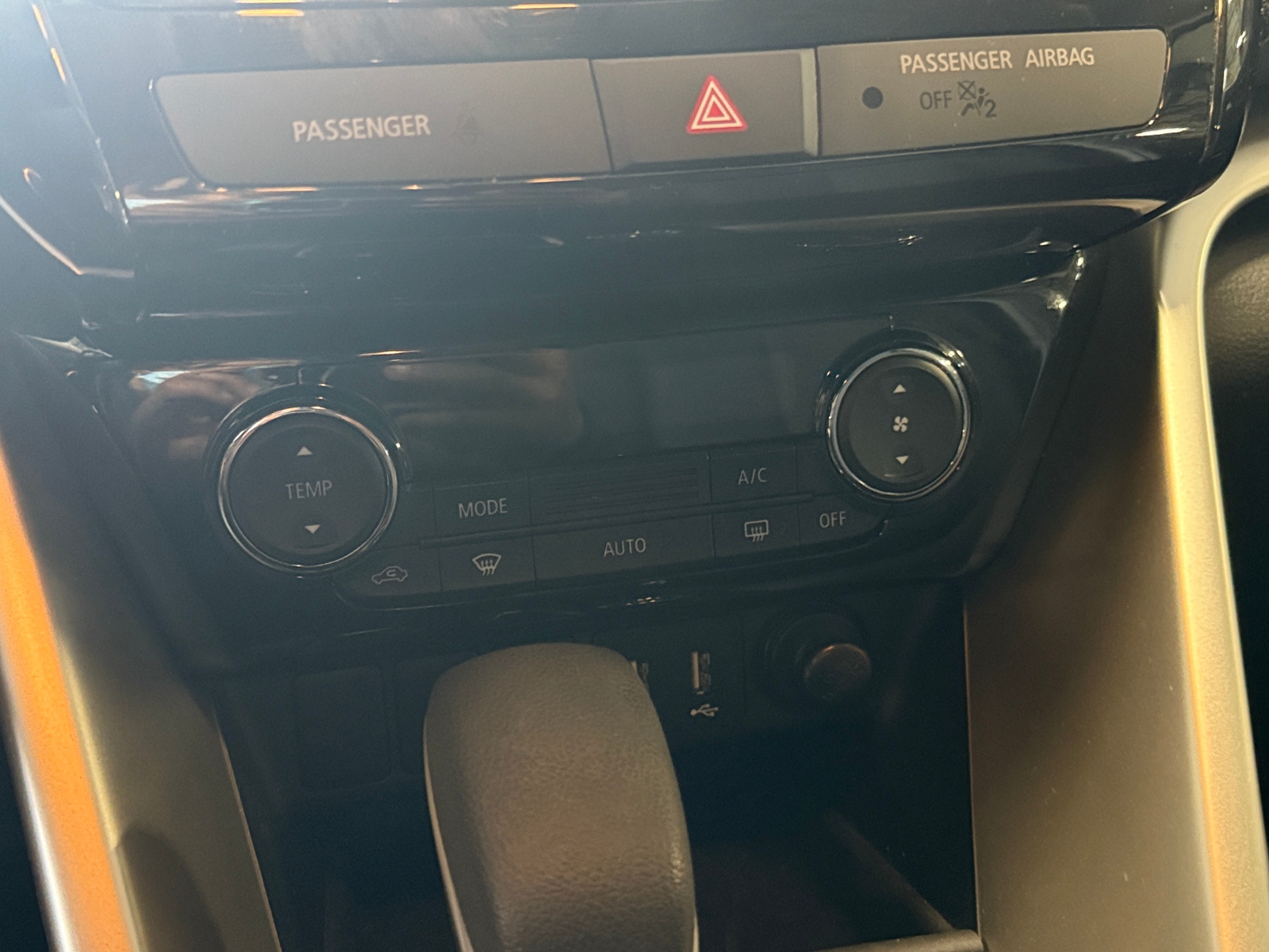 Thumbnail: 2022 Mitsubishi Eclipse Cross - 4