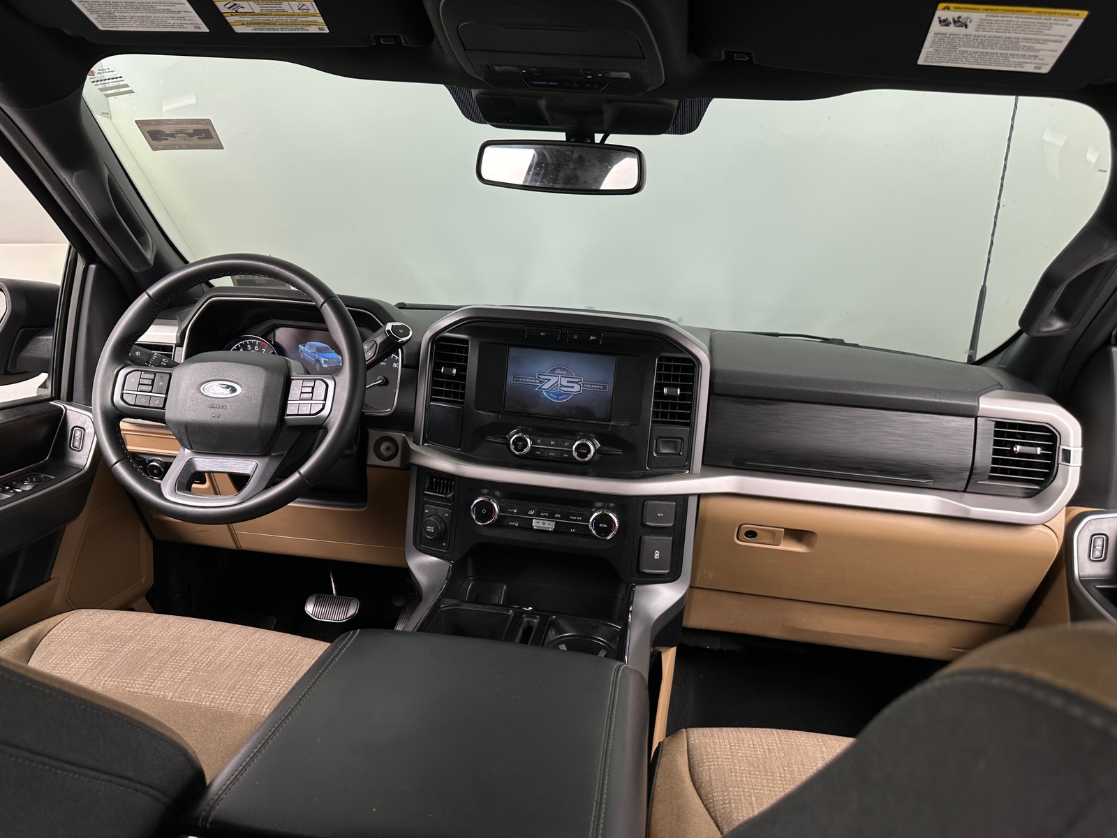 Thumbnail: 2023 Ford Econoline - 3