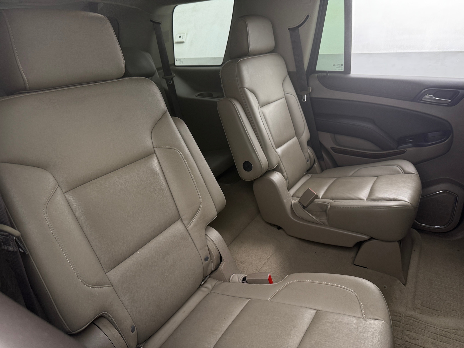Thumbnail: 2019 Chevrolet Tahoe - 5