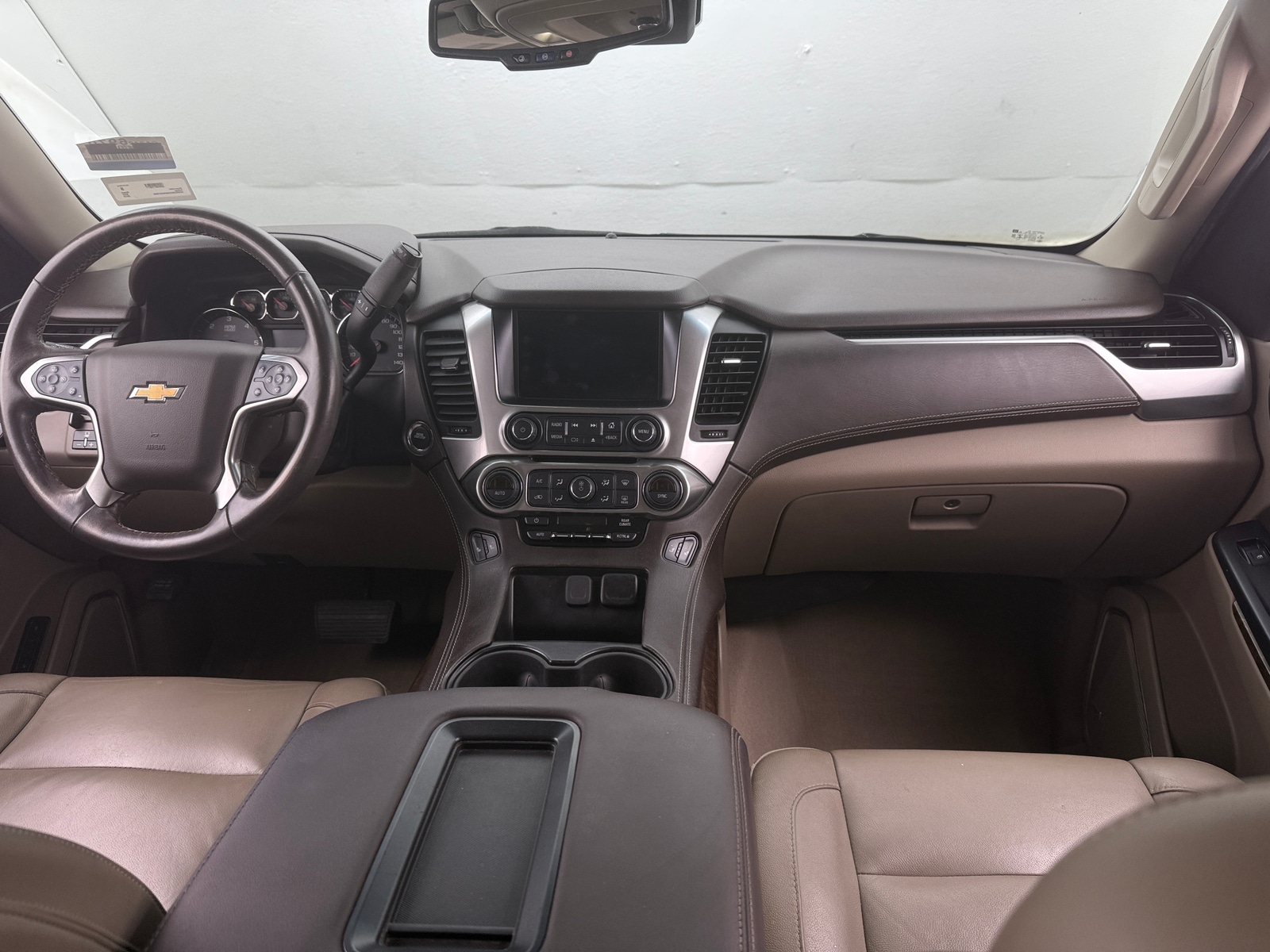 Thumbnail: 2019 Chevrolet Tahoe - 2