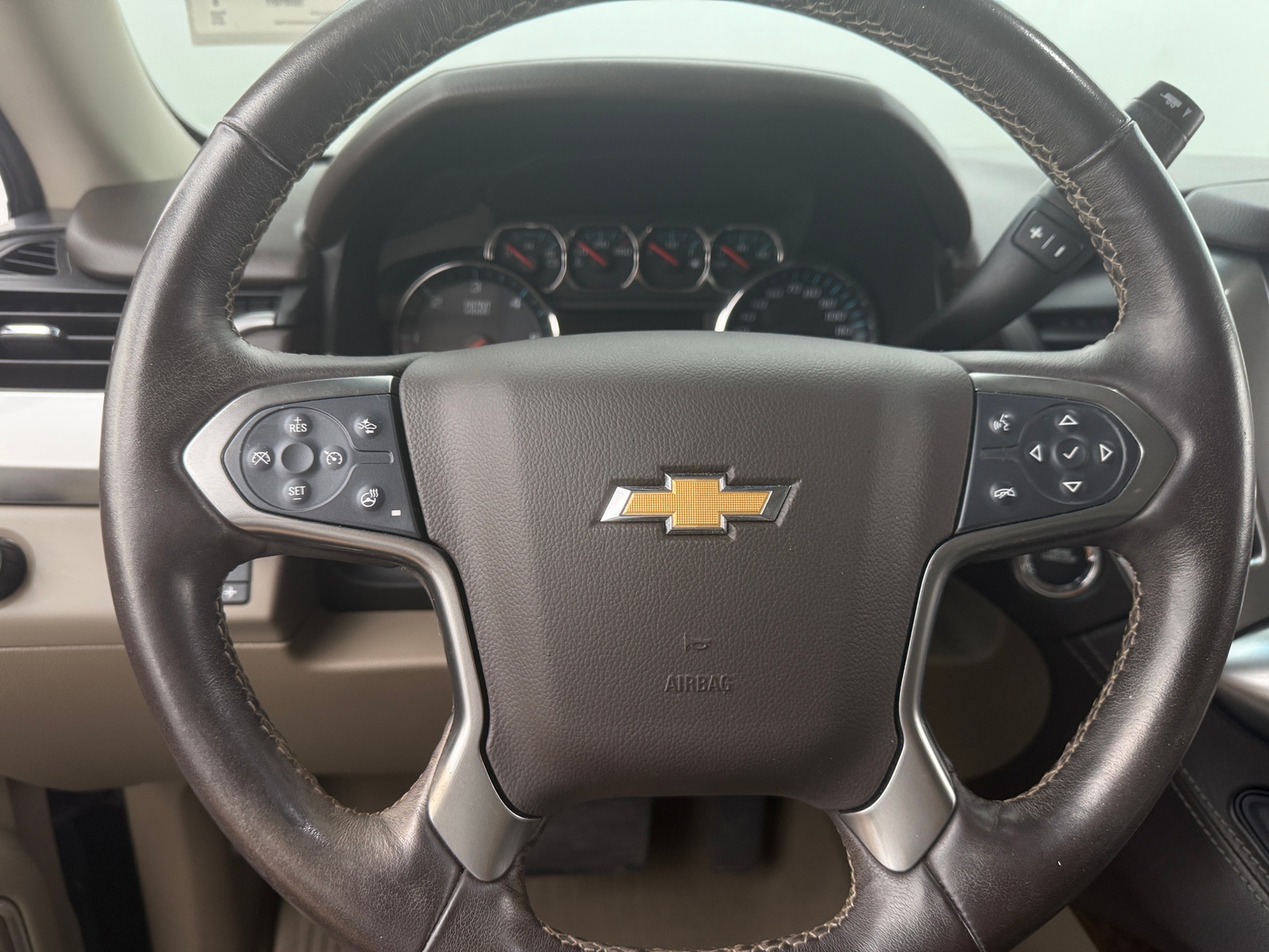 Thumbnail: 2019 Chevrolet Tahoe - 4