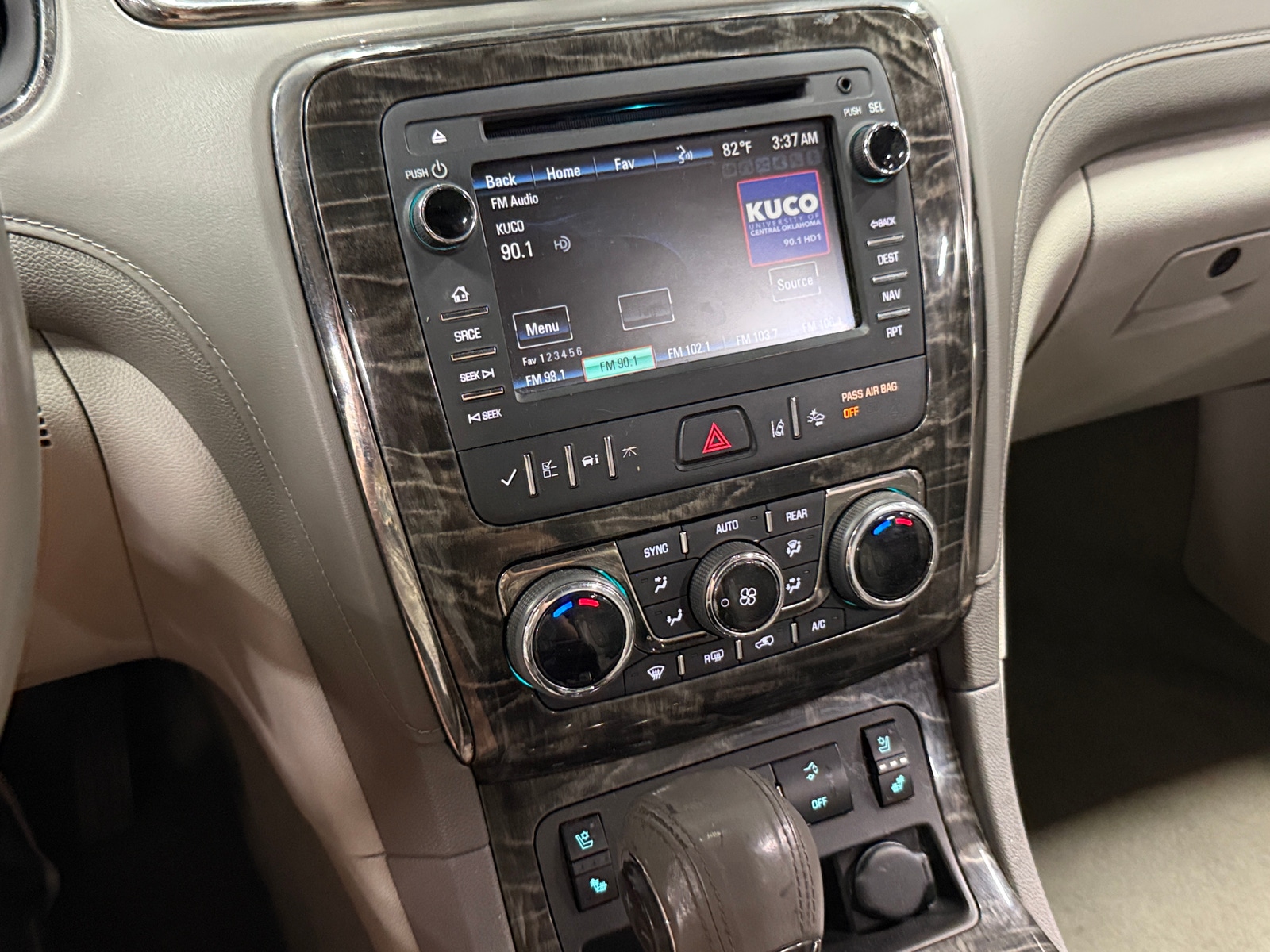 Thumbnail: 2014 Buick Enclave - 3