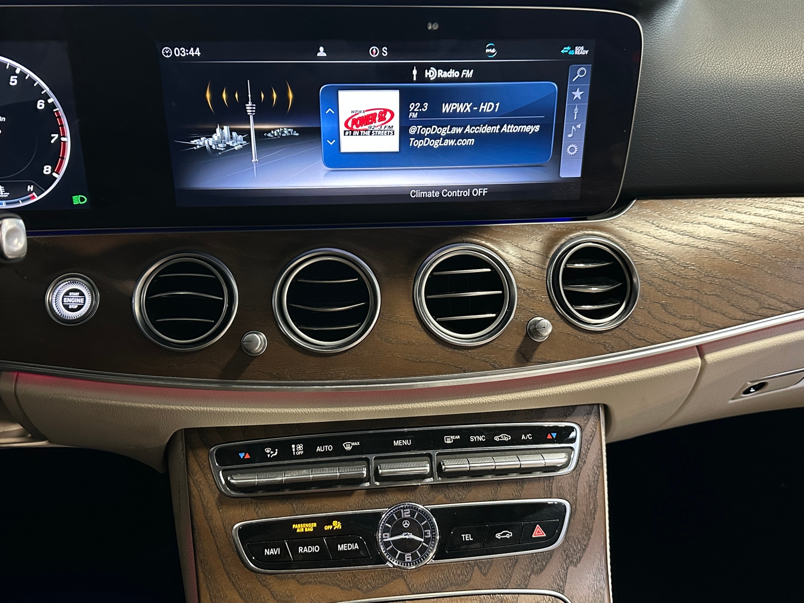 Thumbnail: 2020 Mercedes-Benz E-Class - 3