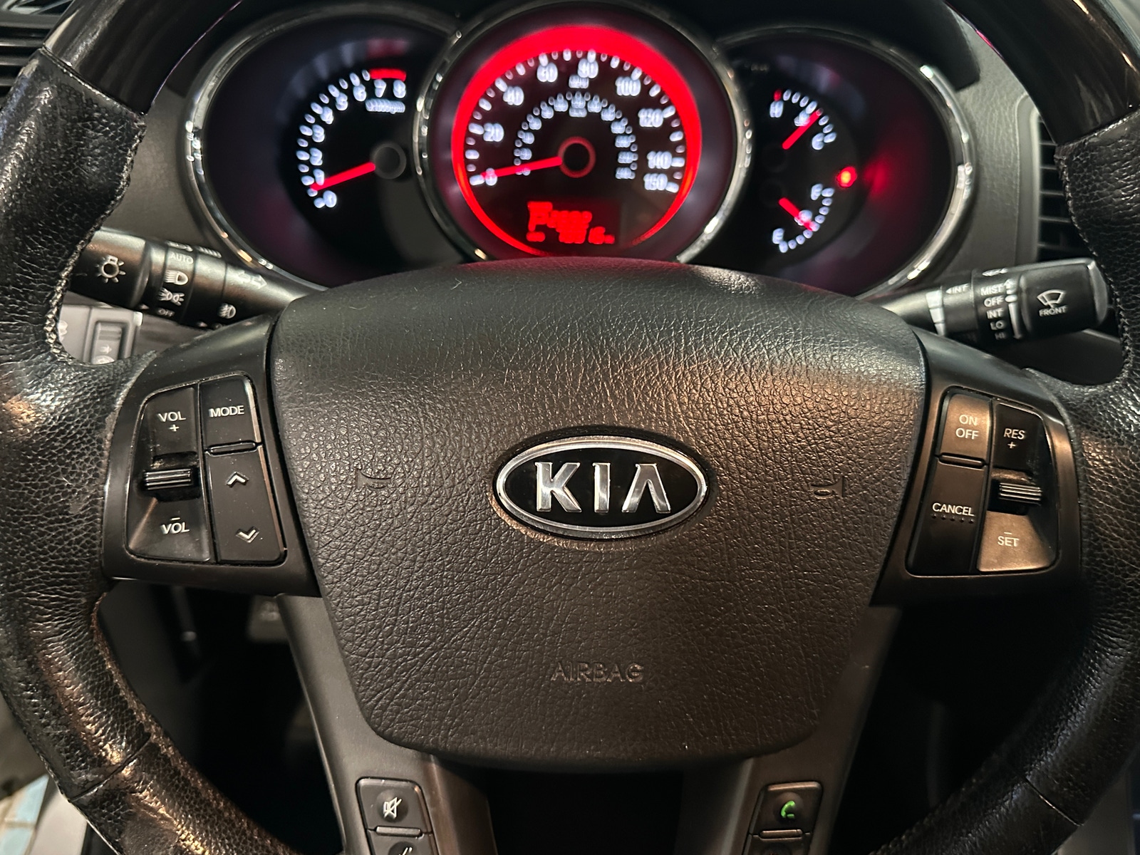 Thumbnail: 2013 Kia Sorento - 4