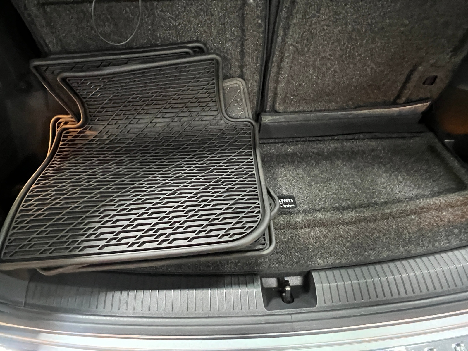 Thumbnail: 2019 Volkswagen Tiguan - 6