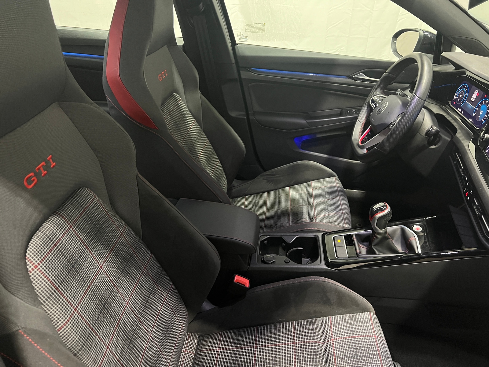 Thumbnail: 2024 Volkswagen Golf - 2