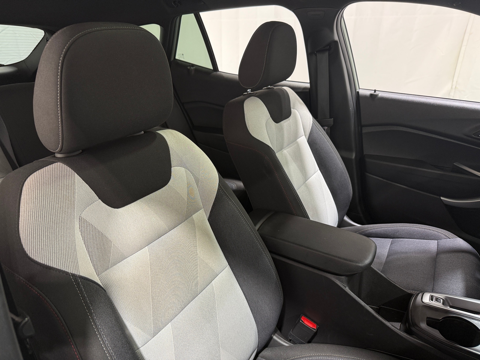 Thumbnail: 2024 Chevrolet Trax - 2
