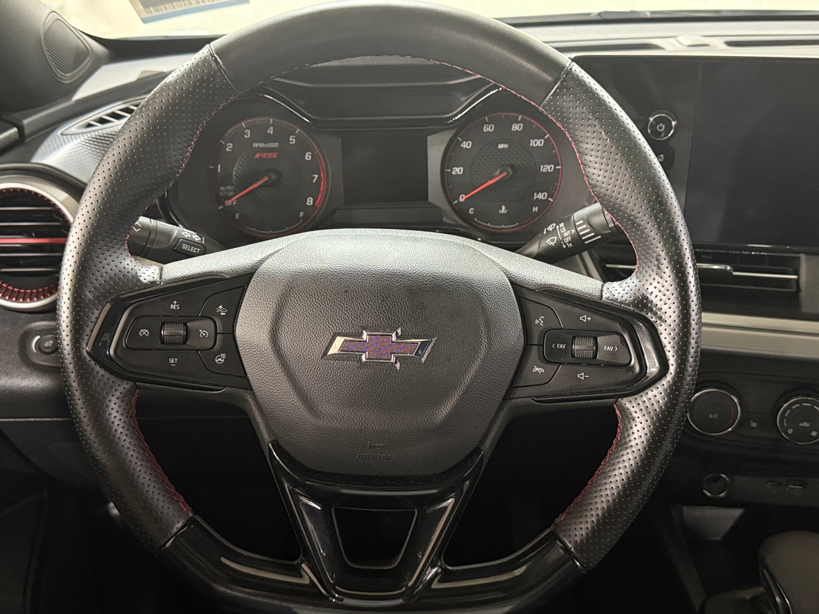 Thumbnail: 2024 Chevrolet Trax - 5