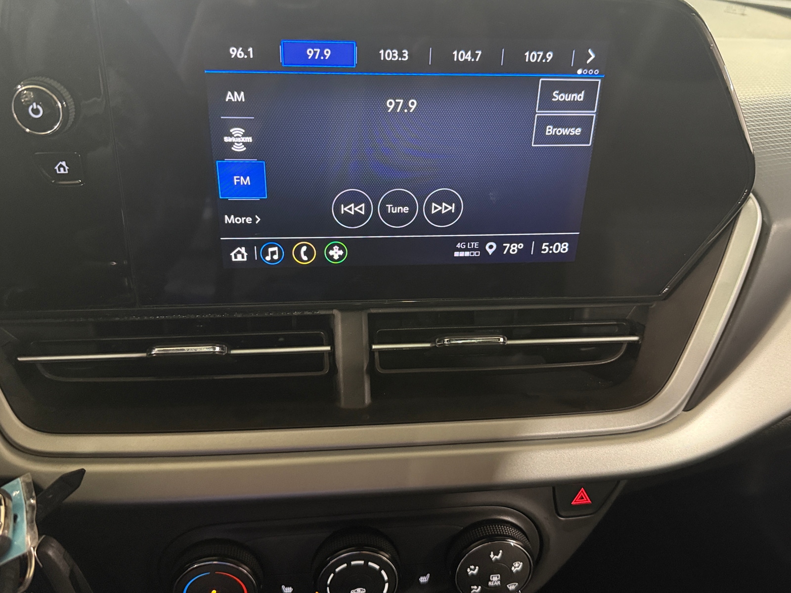 Thumbnail: 2024 Chevrolet Trax - 4