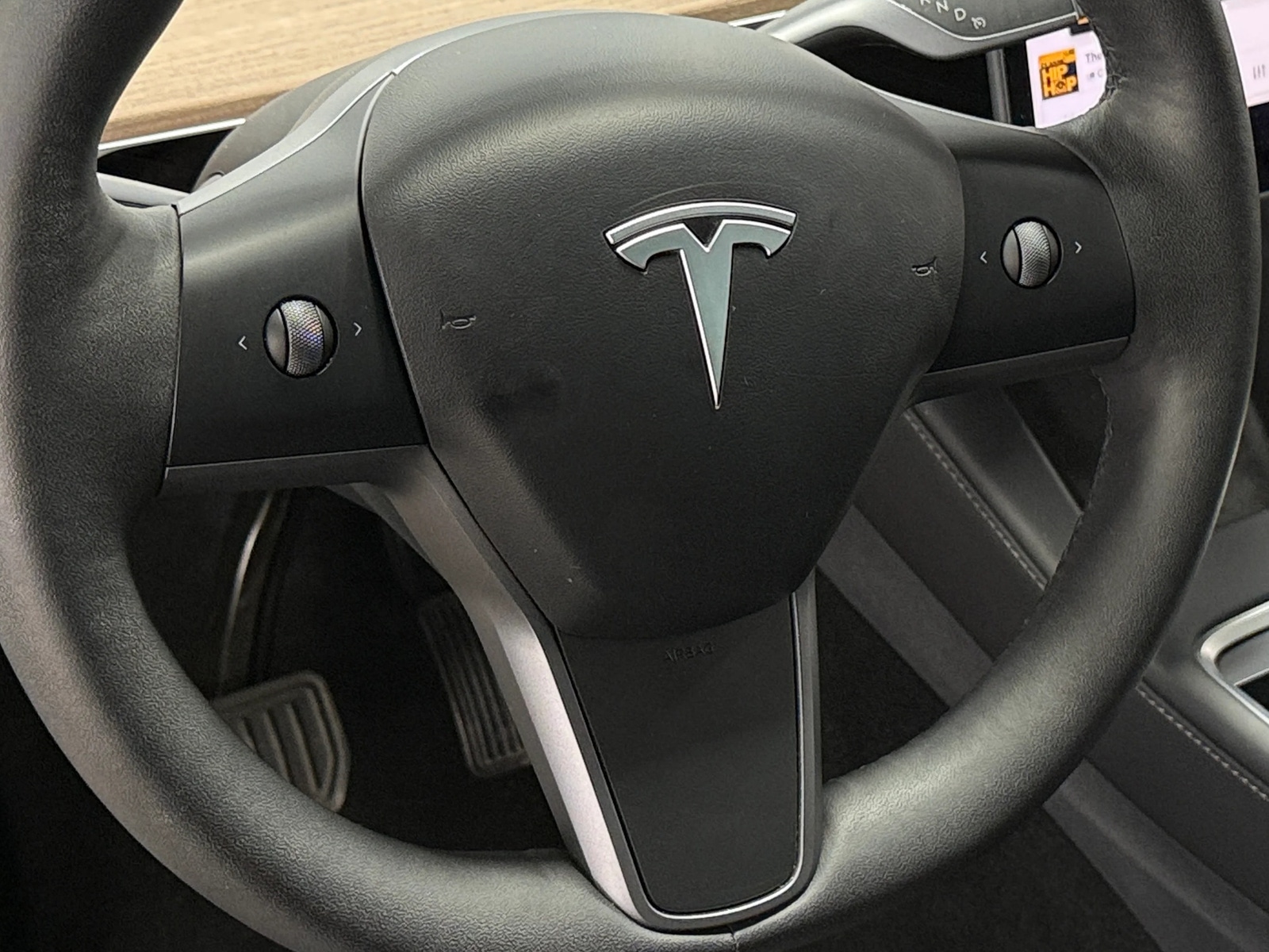 Thumbnail: 2022 Tesla Model Y - 4