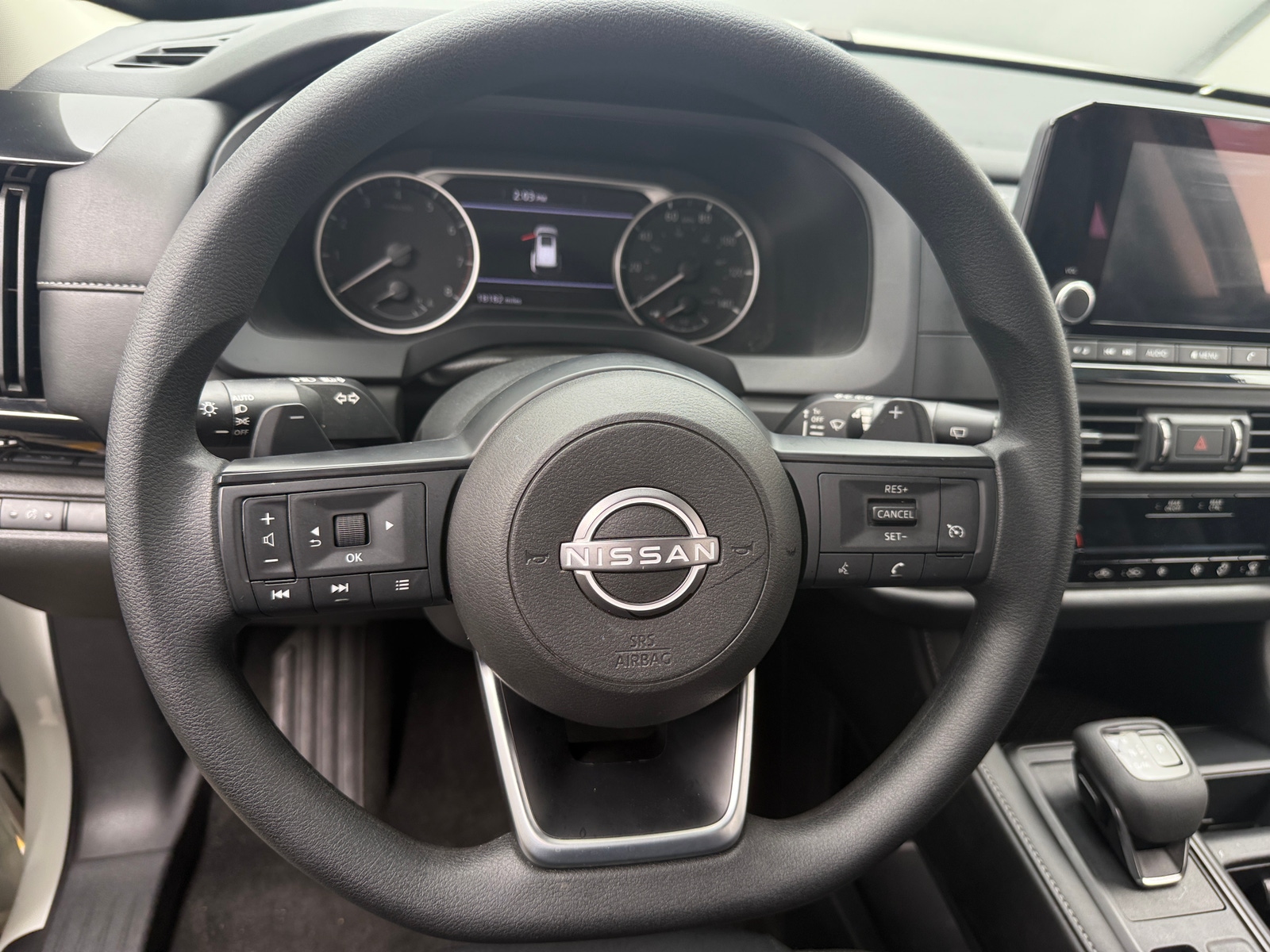 Thumbnail: 2024 Nissan Pathfinder - 5