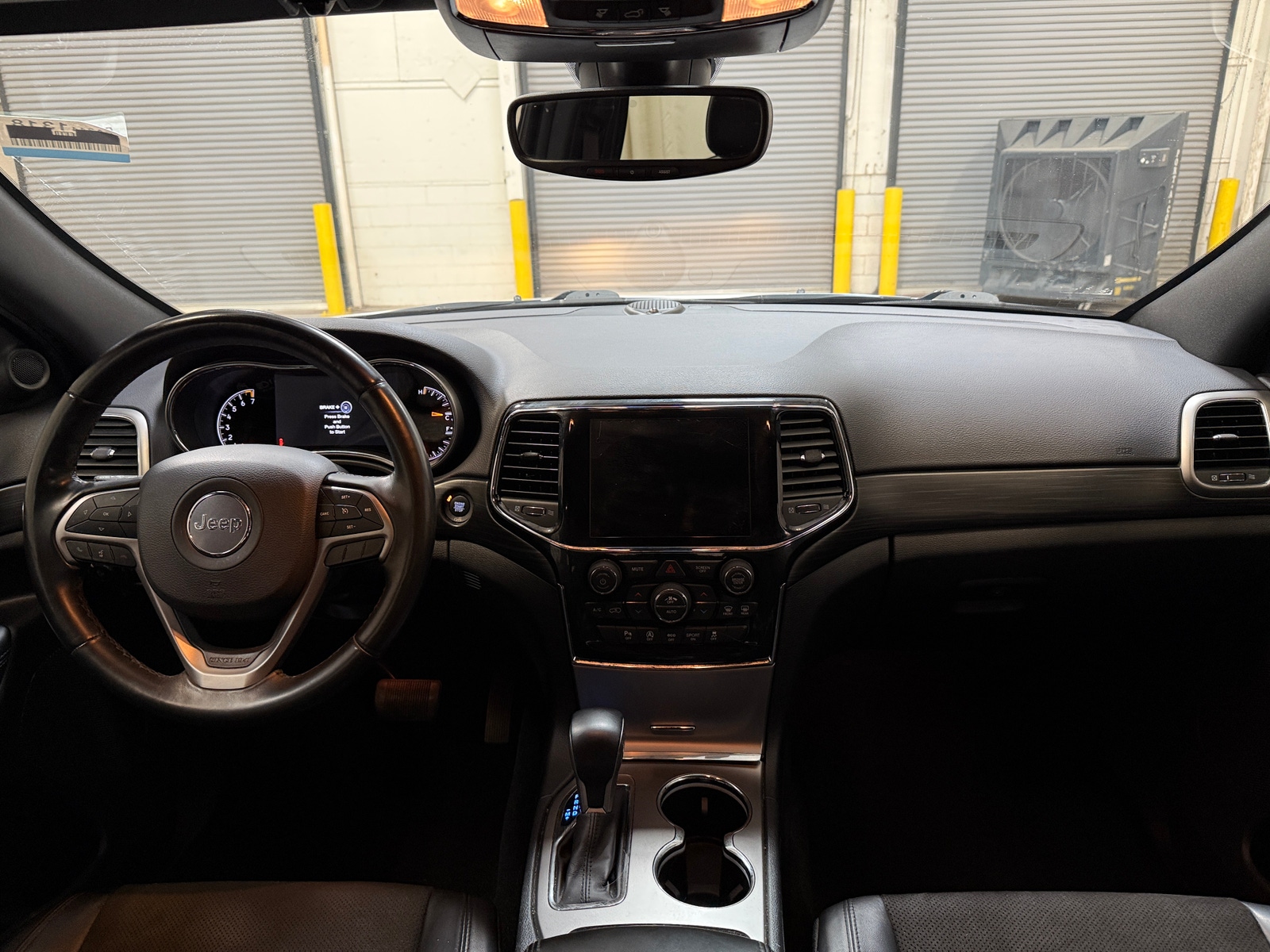 Thumbnail: 2019 Jeep Grand Cherokee - 3