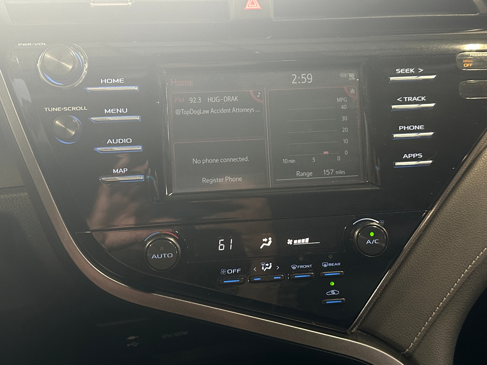 Thumbnail: 2019 Toyota Camry - 4