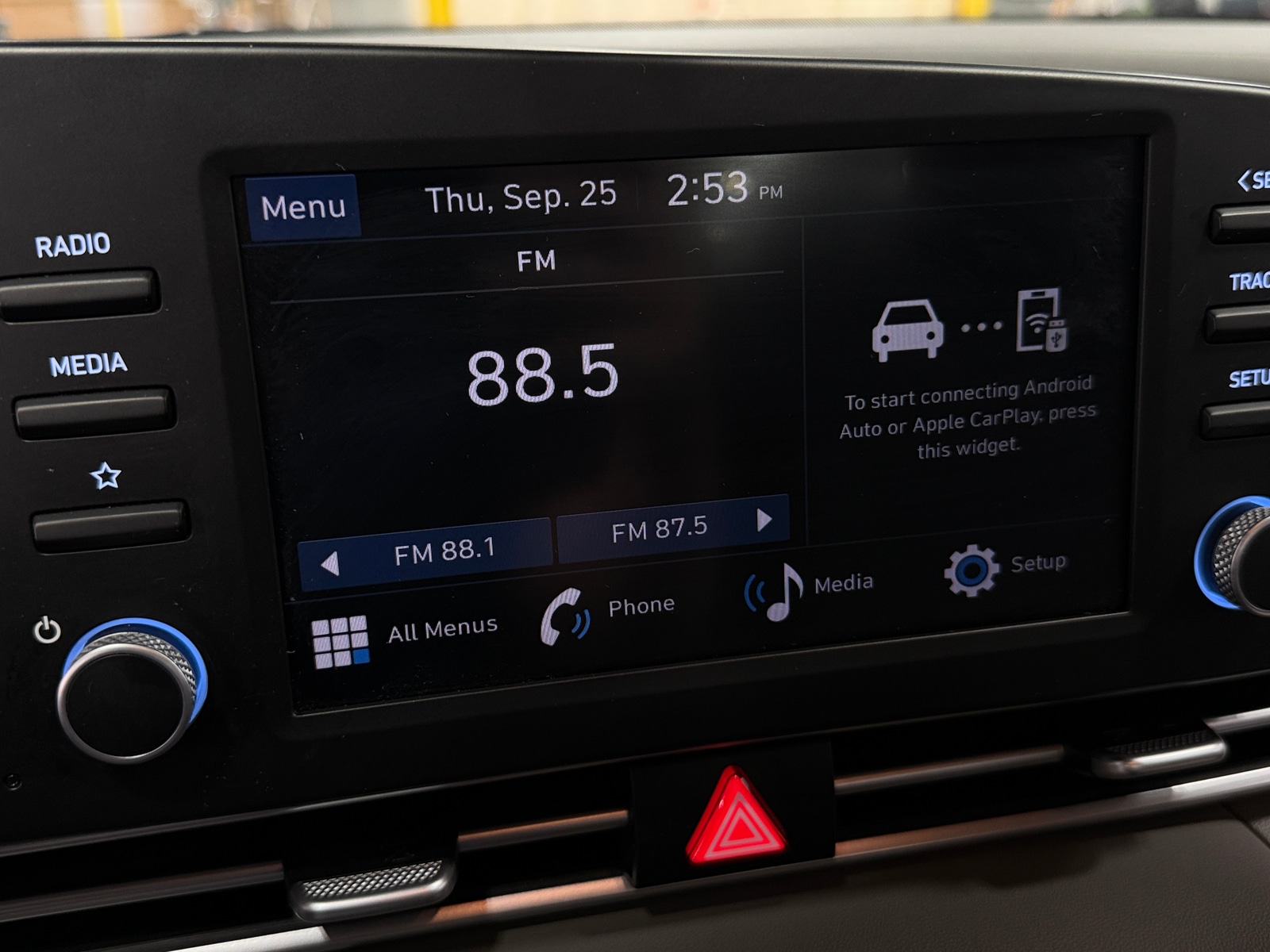Thumbnail: 2024 Hyundai Elantra - 4