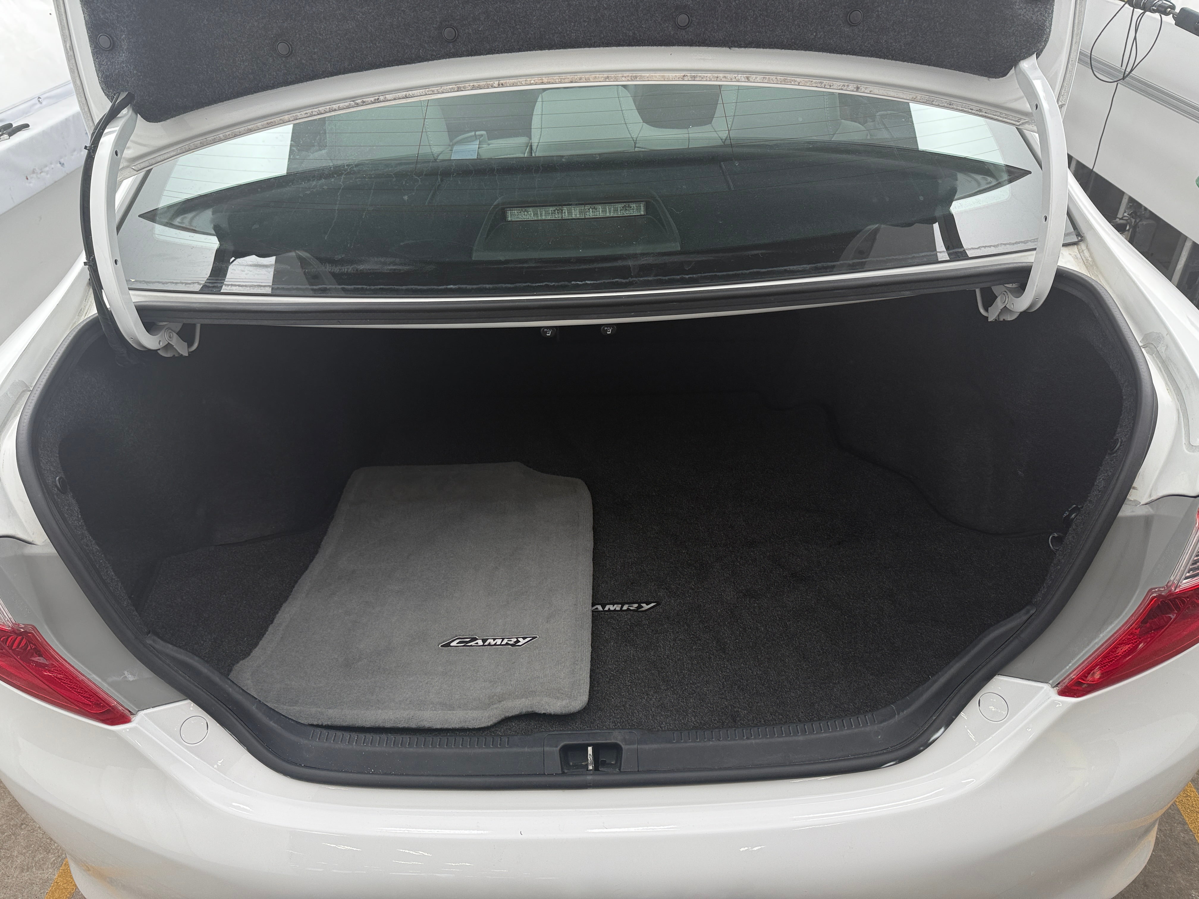 Used 2012 Toyota Camry SE with VIN 4T1BK1FK6CU514686 for sale in Oak Creek, WI