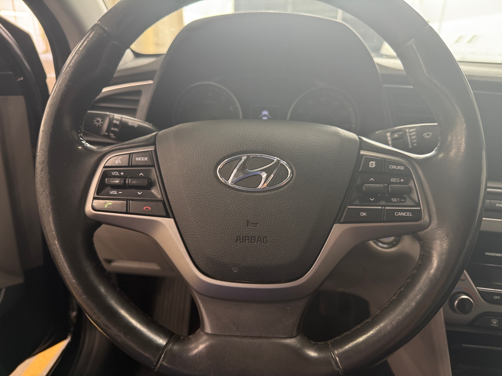 Thumbnail: 2018 Hyundai Elantra - 5
