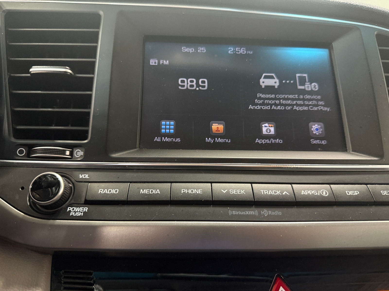 Thumbnail: 2018 Hyundai Elantra - 4