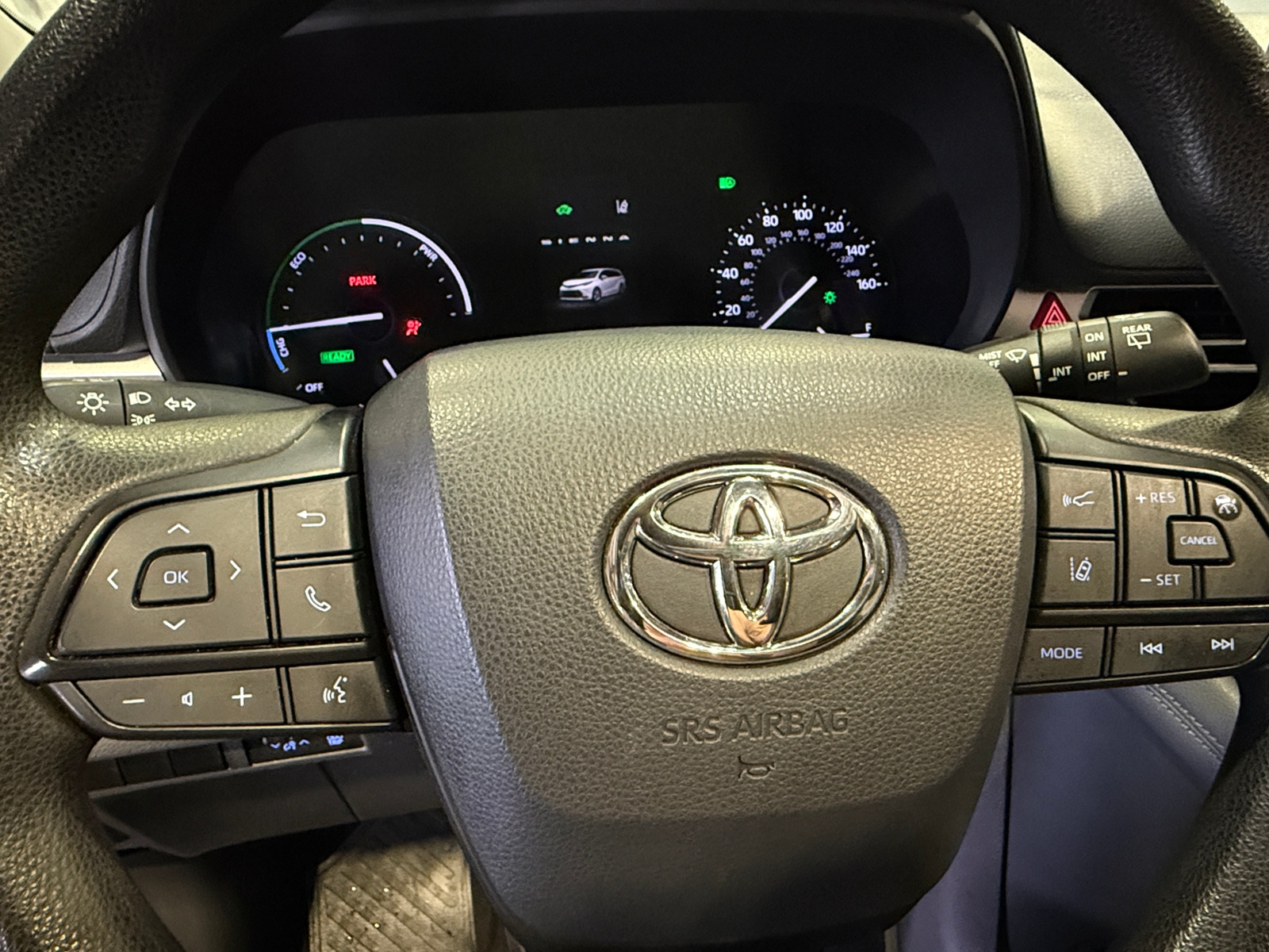 Thumbnail: 2022 Toyota Sienna - 5