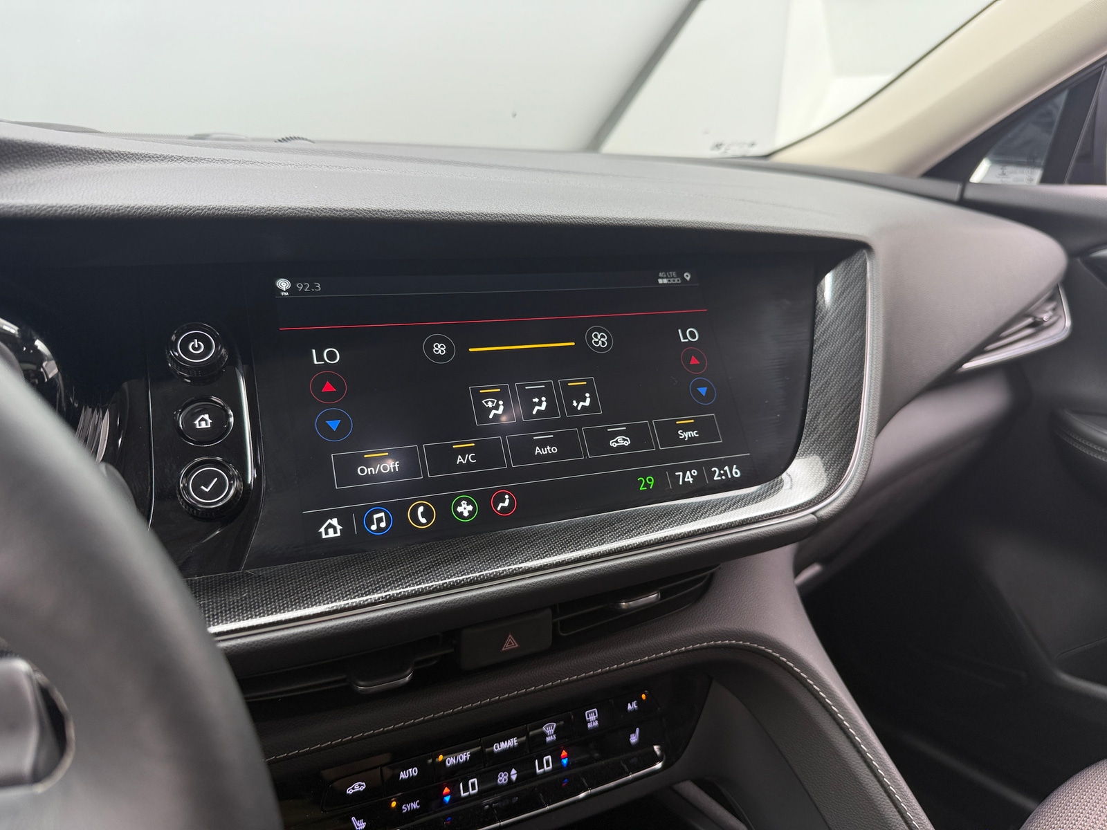 Thumbnail: 2022 Buick Envision - 4
