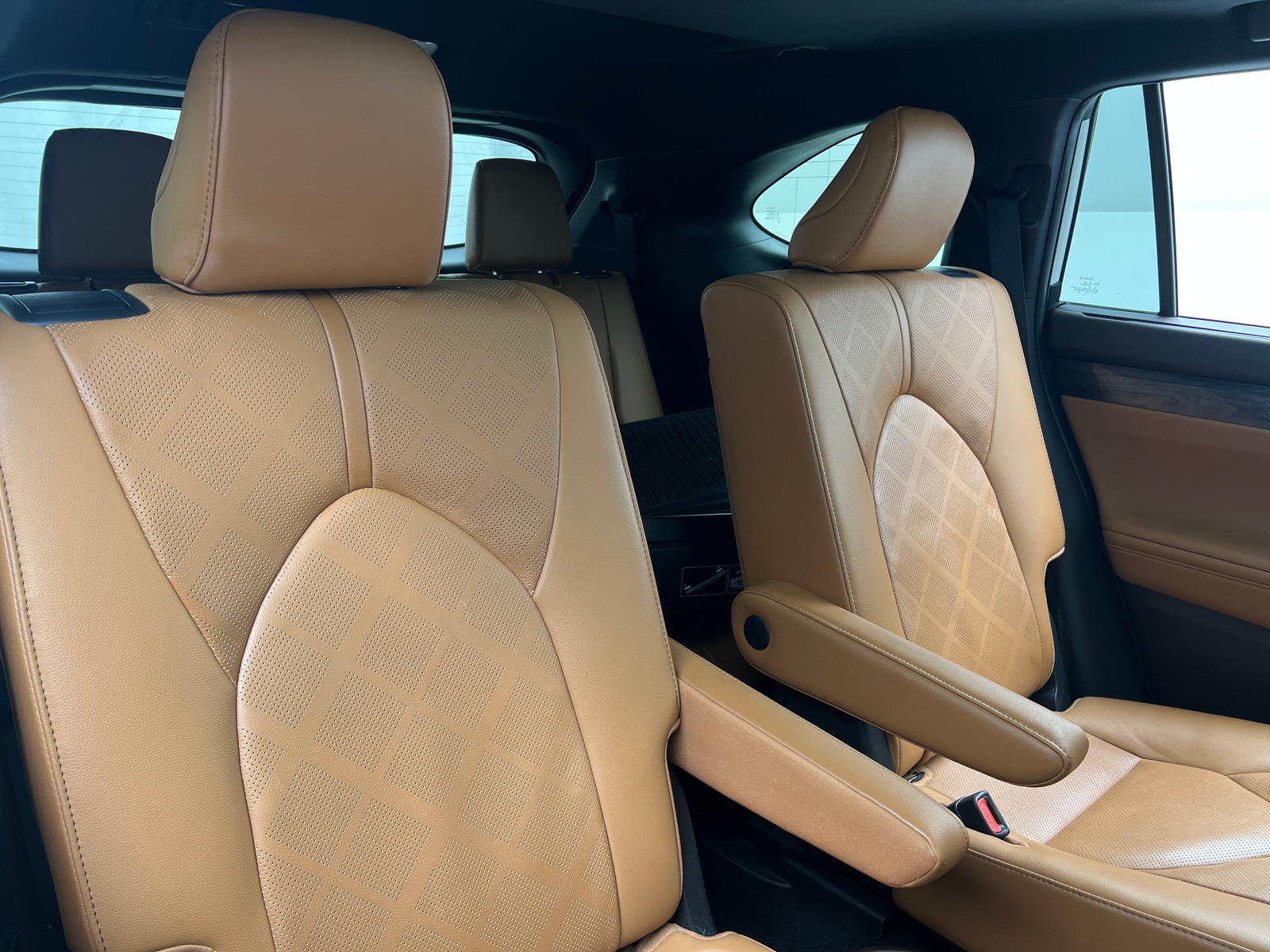 Thumbnail: 2020 Toyota Highlander - 5