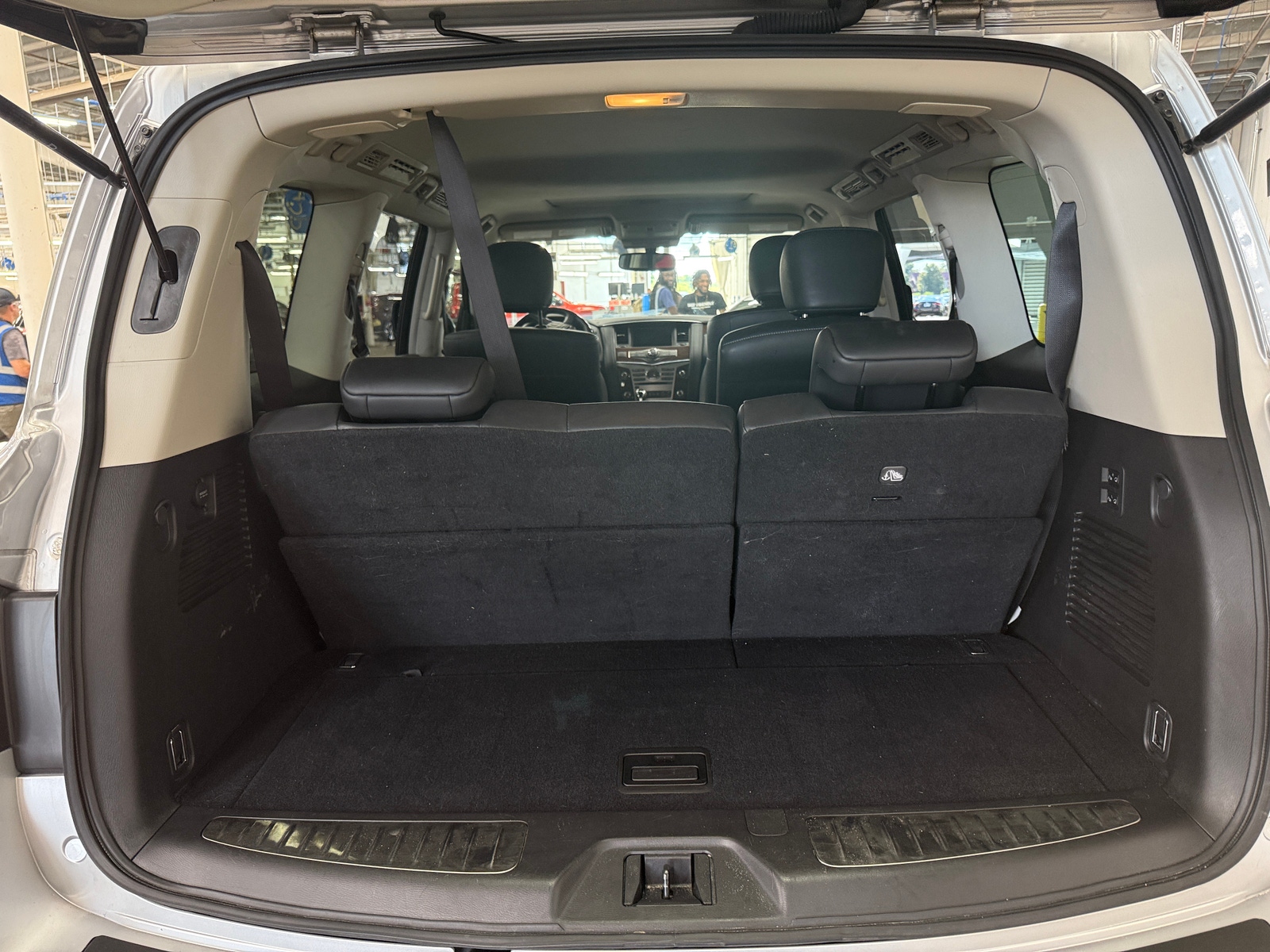 Thumbnail: 2019 INFINITI QX80 - 6
