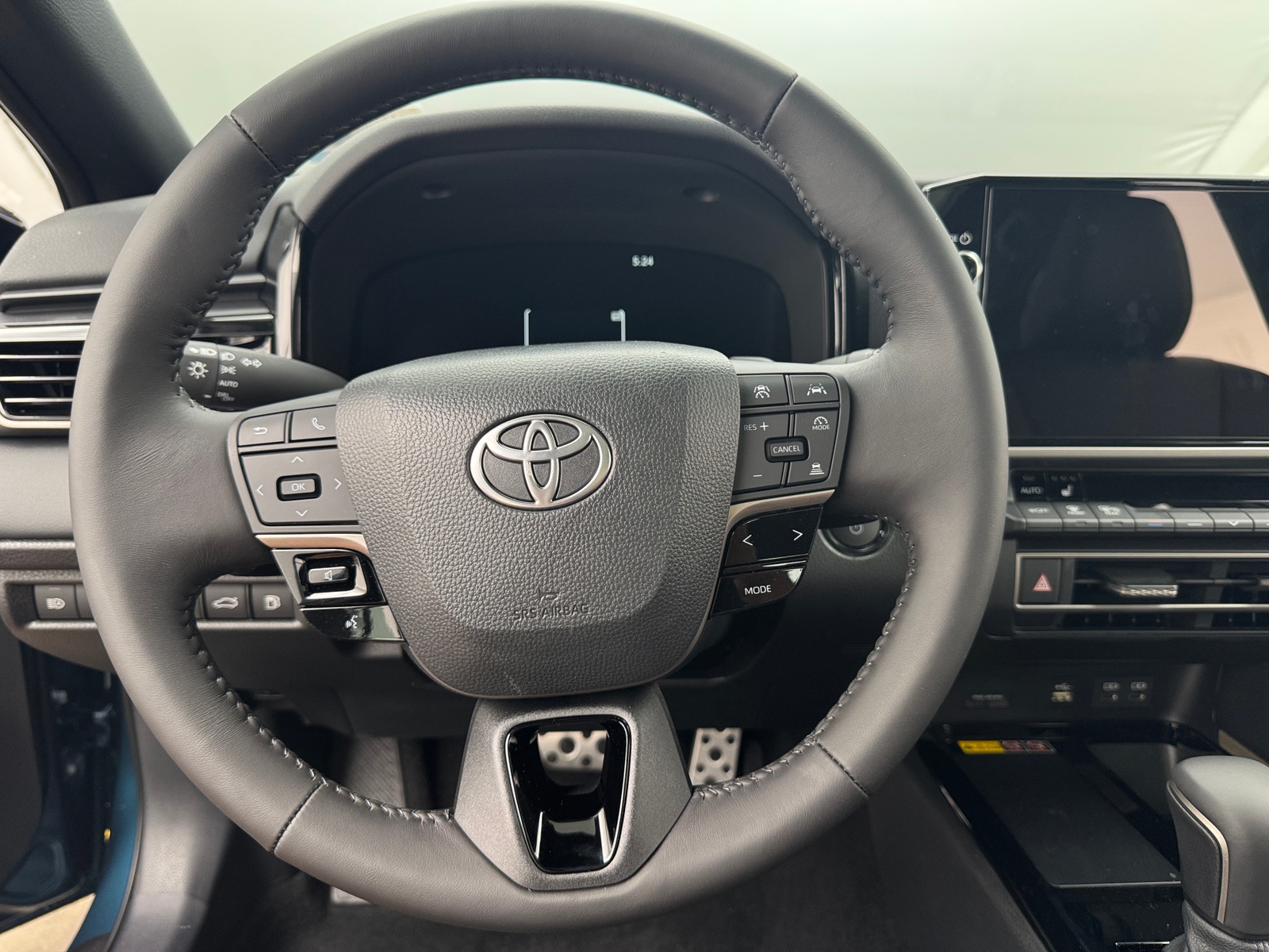 Thumbnail: 2025 Toyota Camry - 4