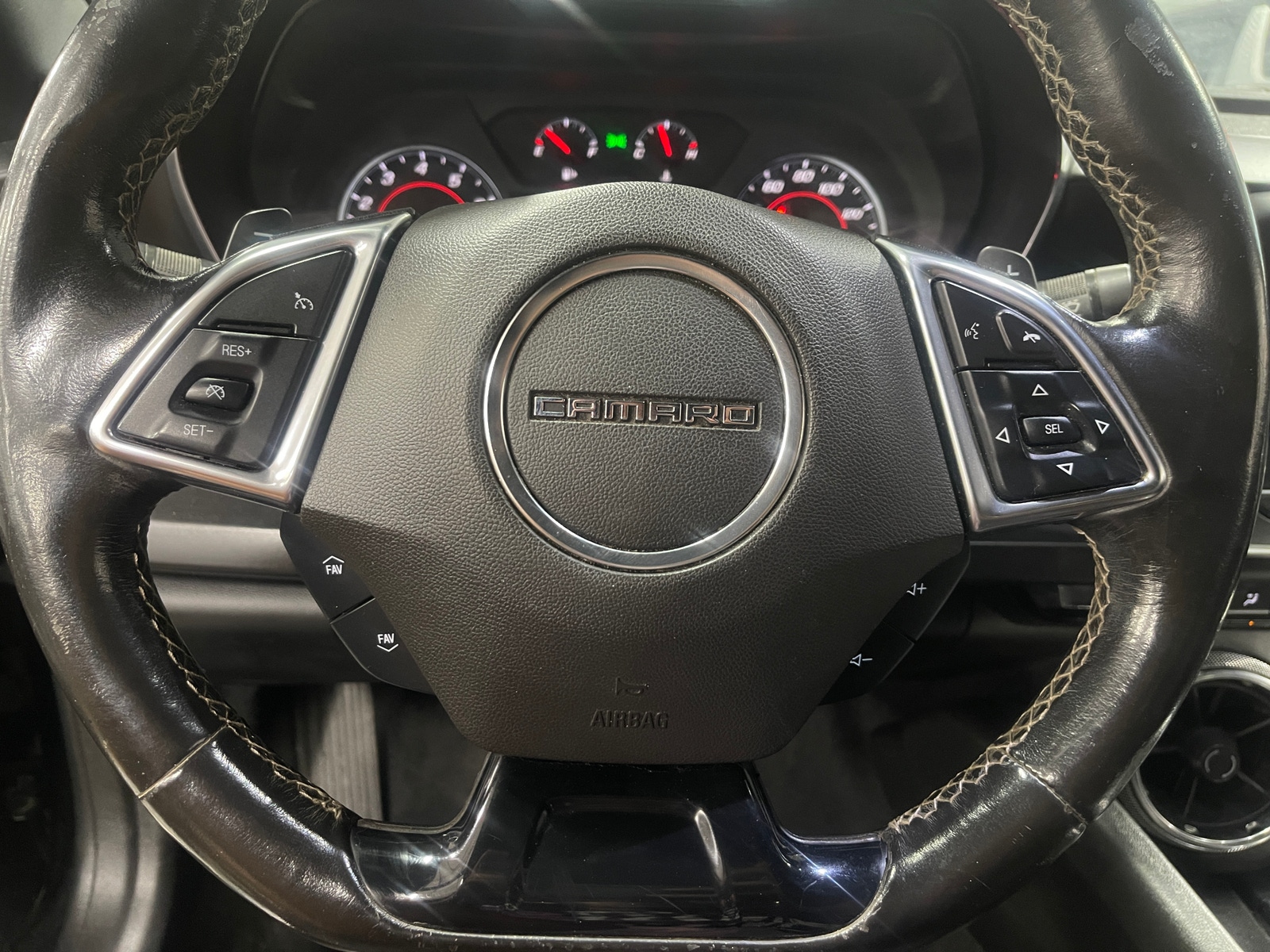 Thumbnail: 2019 Chevrolet Camaro - 5