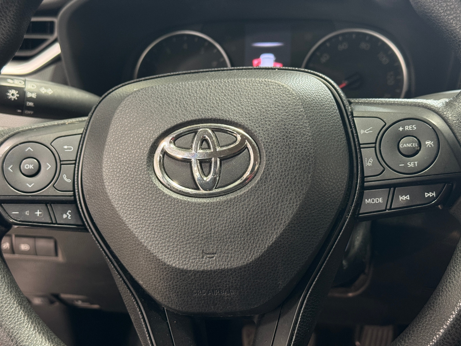 Thumbnail: 2019 Toyota RAV4 - 5