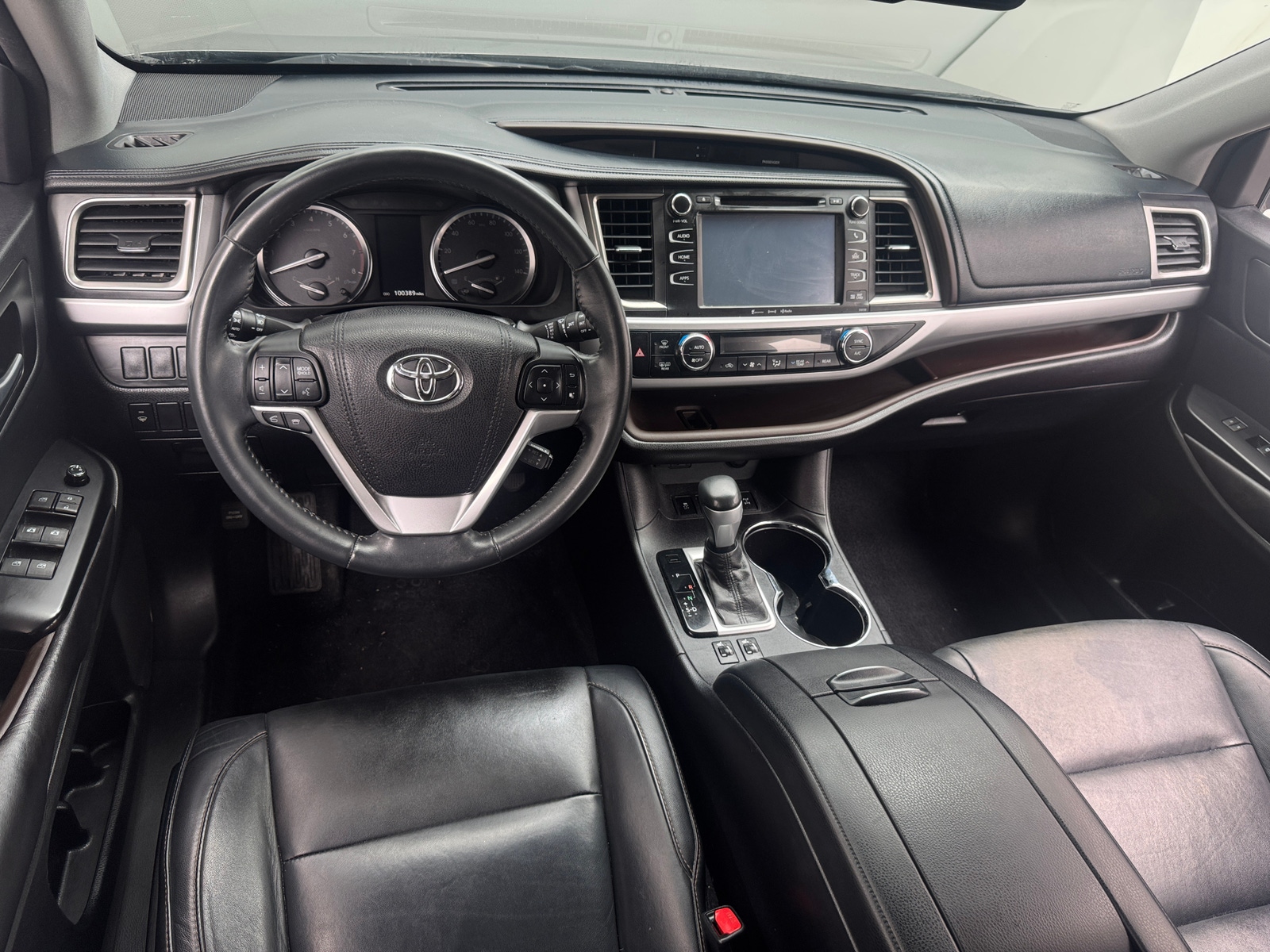 Thumbnail: 2016 Toyota Highlander - 2
