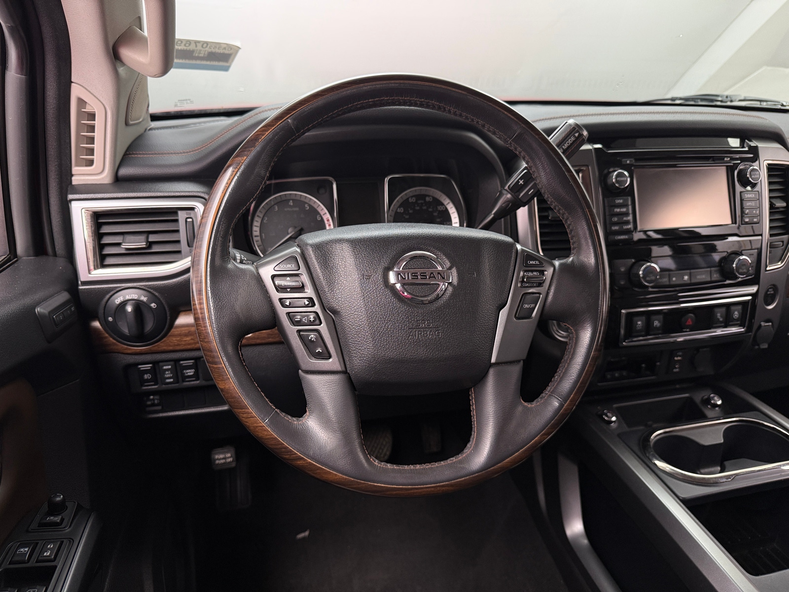 Thumbnail: 2017 Nissan Titan - 4