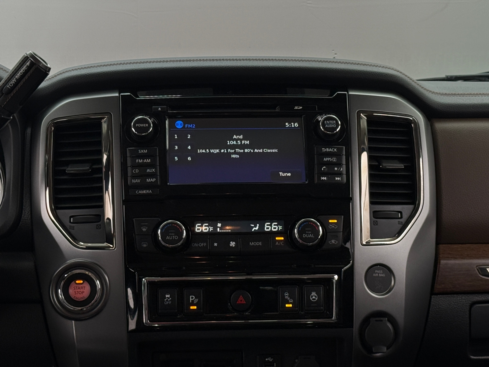 Thumbnail: 2017 Nissan Titan - 3